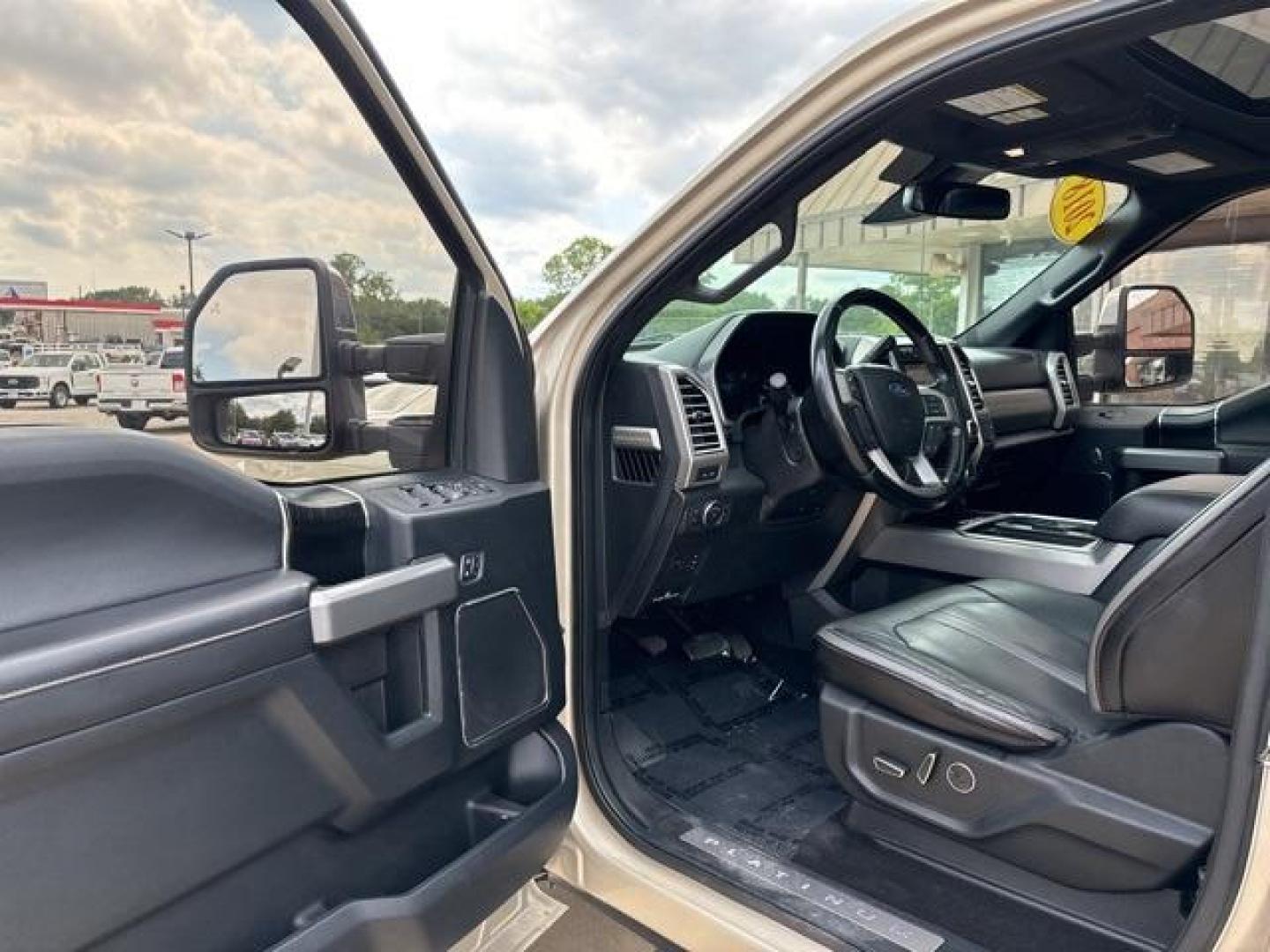 2018 White Gold Metallic /Black Ford F-350SD (1FT8W3BT5JE) with an Power Stroke 6.7L V8 DI 32V OHV Turbodiesel engine, Automatic transmission, located at 1105 E Mulberry, Kaufman, TX, 75142, (972) 962-2151, 32.589550, -96.300926 - White Gold 2018 Ford F-350SD 4D Crew Cab 4WD TorqShift 6-Speed Automatic Power Stroke 6.7L V8 DI 32V OHV Turbodiesel 4WD. Priced below KBB Fair Purchase Price!<br><br><br>Odometer is 13359 miles below market average!<br><br>Awards:<br> * 2018 KBB.com Brand Image Awards * 2018 KBB.com 10 Most Awar - Photo#10