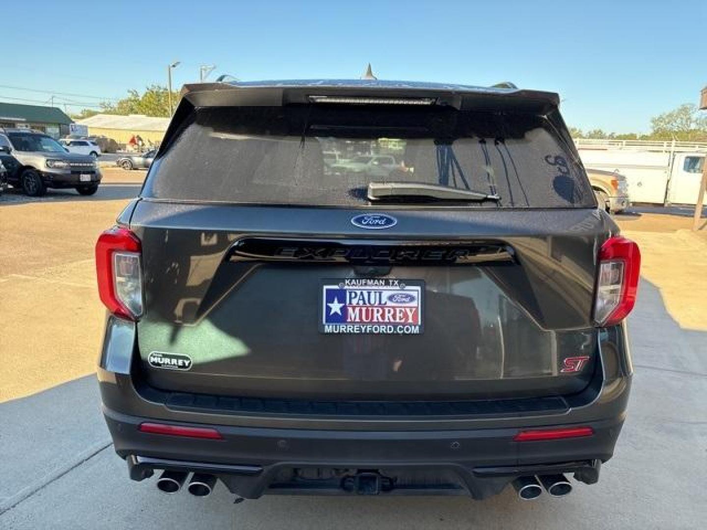 2020 Magnetic /Ebony Ford Explorer ST (1FM5K8GC7LG) with an 3.0L EcoBoost V6 engine, Automatic transmission, located at 1105 E Mulberry, Kaufman, TX, 75142, (972) 962-2151, 32.589550, -96.300926 - Magnetic 2020 Ford Explorer 4D Sport Utility ST 4WD 10-Speed Automatic 3.0L EcoBoost V6 4WD. Priced below KBB Fair Purchase Price!<br><br><br>Odometer is 34049 miles below market average!<br><br>Awards:<br> * 2020 KBB.com 10 Best SUVs Worth Waiting For * 2020 KBB.com 10 Favorite New-for-2020 Cars - Photo#4