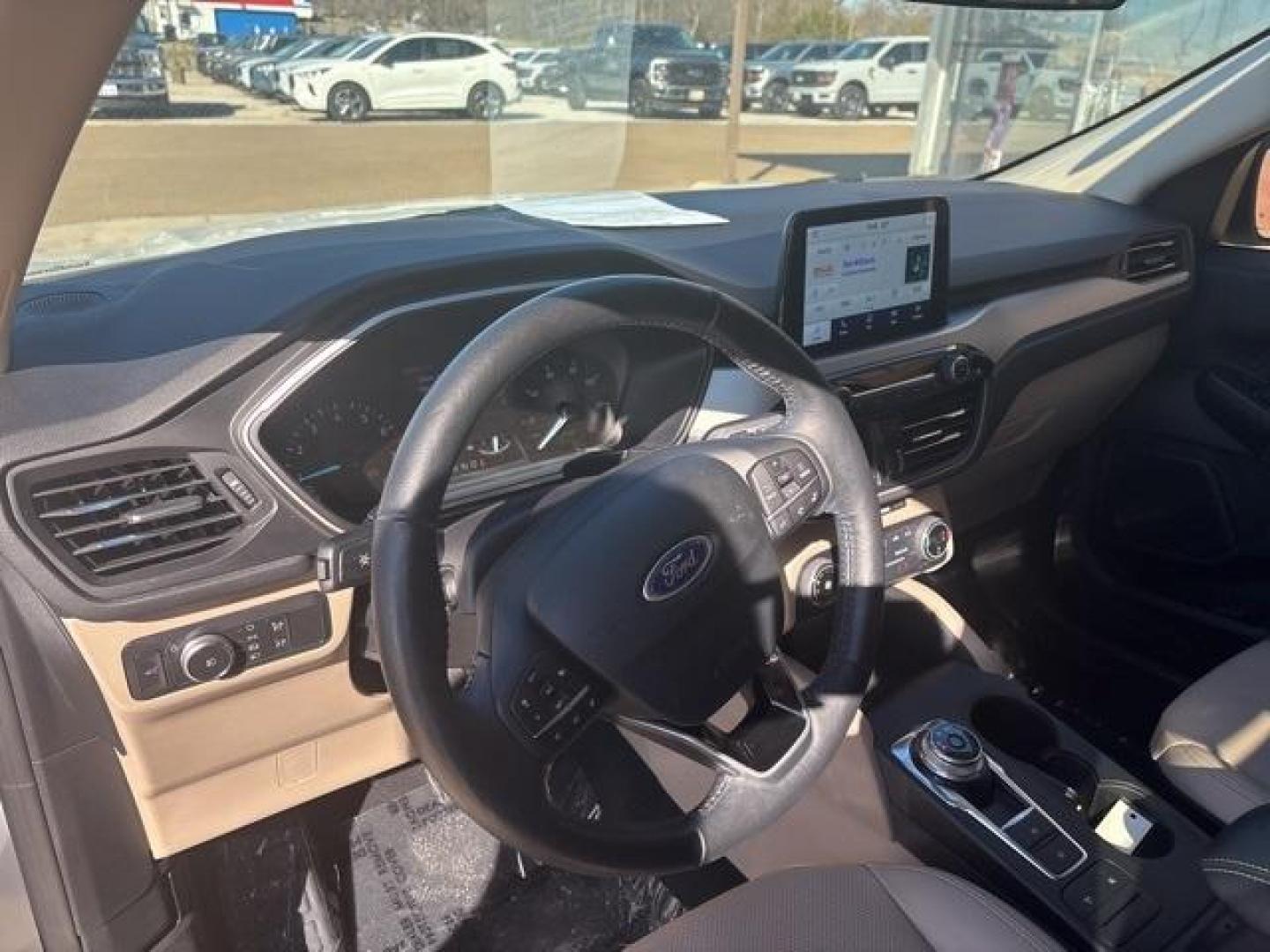 2020 White /Sandstone Ford Escape SEL (1FMCU0H61LU) with an 1.5L EcoBoost engine, Automatic transmission, located at 1105 E Mulberry, Kaufman, TX, 75142, (972) 962-2151, 32.589550, -96.300926 - White 2020 Ford Escape 4D Sport Utility SEL FWD 8-Speed Automatic 1.5L EcoBoost<br><br><br>Odometer is 13324 miles below market average! 27/33 City/Highway MPG<br><br>Awards:<br> * JD Power Automotive Performance, Execution and Layout (APEAL) Study<br>Please call Paul Murrey Ford Inc. In Kaufman Te - Photo#10