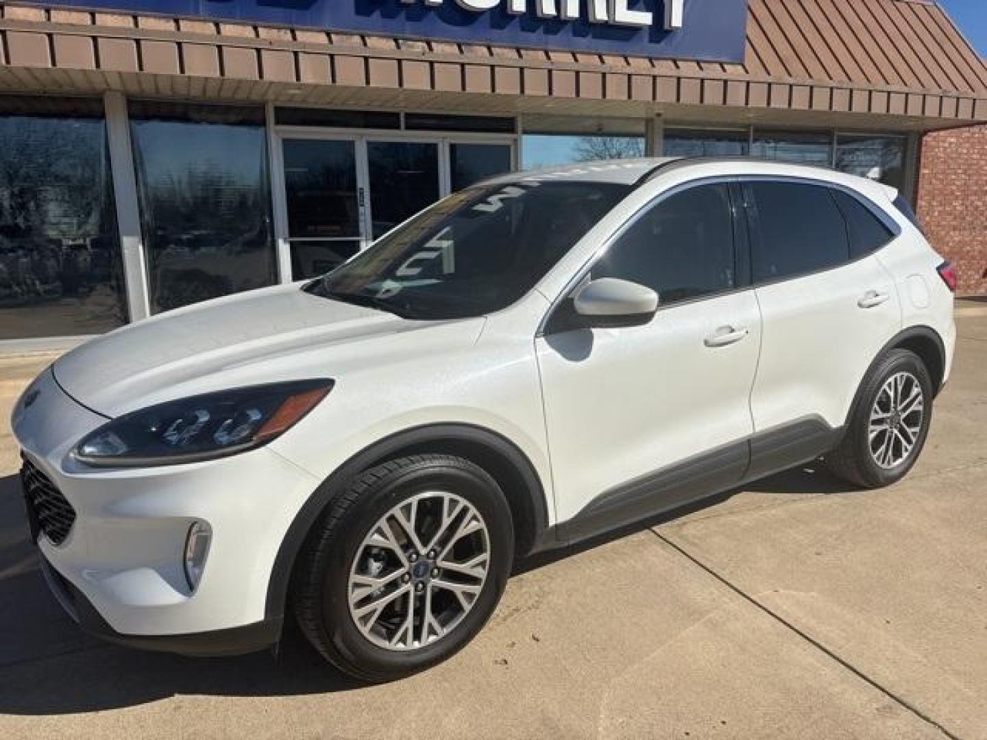 2020 White /Sandstone Ford Escape SEL (1FMCU0H61LU) with an 1.5L EcoBoost engine, Automatic transmission, located at 1105 E Mulberry, Kaufman, TX, 75142, (972) 962-2151, 32.589550, -96.300926 - White 2020 Ford Escape 4D Sport Utility SEL FWD 8-Speed Automatic 1.5L EcoBoost<br><br><br>Odometer is 13324 miles below market average! 27/33 City/Highway MPG<br><br>Awards:<br> * JD Power Automotive Performance, Execution and Layout (APEAL) Study<br>Please call Paul Murrey Ford Inc. In Kaufman Te - Photo#2