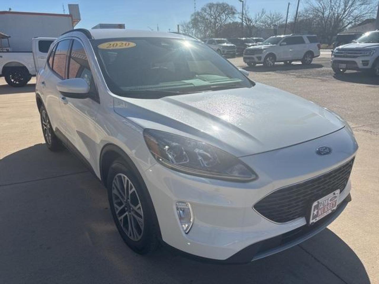 2020 White /Sandstone Ford Escape SEL (1FMCU0H61LU) with an 1.5L EcoBoost engine, Automatic transmission, located at 1105 E Mulberry, Kaufman, TX, 75142, (972) 962-2151, 32.589550, -96.300926 - White 2020 Ford Escape 4D Sport Utility SEL FWD 8-Speed Automatic 1.5L EcoBoost<br><br><br>Odometer is 13324 miles below market average! 27/33 City/Highway MPG<br><br>Awards:<br> * JD Power Automotive Performance, Execution and Layout (APEAL) Study<br>Please call Paul Murrey Ford Inc. In Kaufman Te - Photo#6