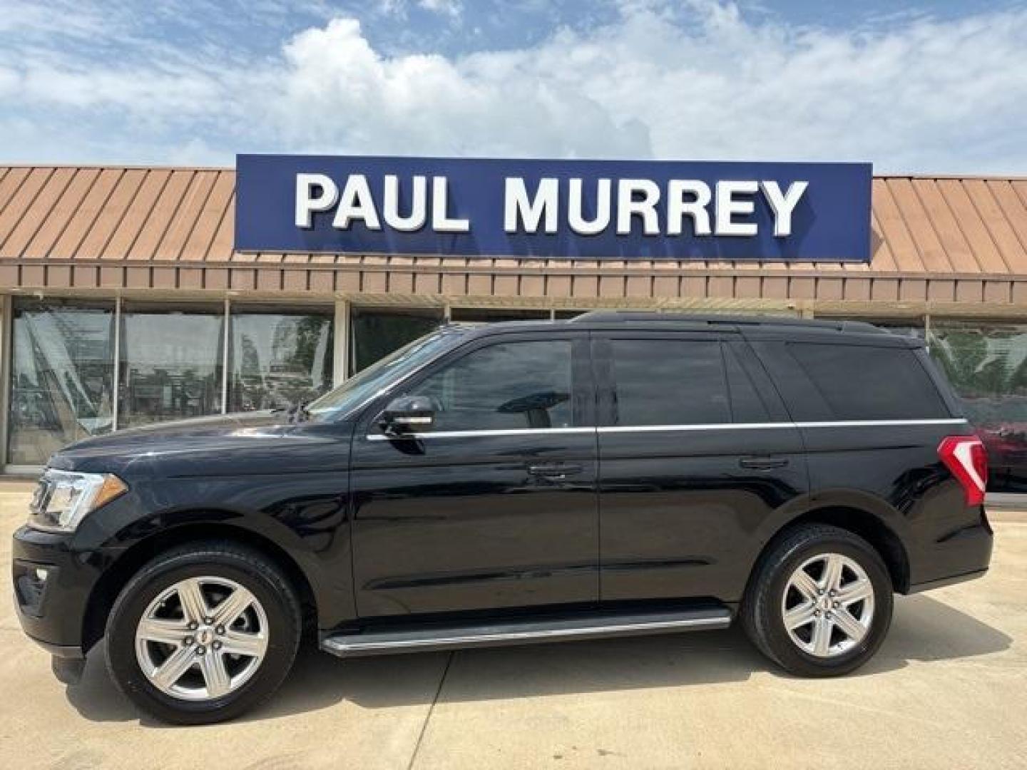 2020 Black /Ebony Ford Expedition XLT (1FMJU1HT1LE) with an EcoBoost 3.5L V6 GTDi DOHC 24V Twin Turbocharged engine, Automatic transmission, located at 1105 E Mulberry, Kaufman, TX, 75142, (972) 962-2151, 32.589550, -96.300926 - Black 2020 Ford Expedition 4D Sport Utility XLT RWD 10-Speed Automatic EcoBoost 3.5L V6 GTDi DOHC 24V Twin Turbocharged Priced below KBB Fair Purchase Price!<br><br><br>Awards:<br> * 2020 KBB.com Best Buy Awards<br>Please call Paul Murrey Ford Inc. In Kaufman Texas A Family Dealership Since 1952 Se - Photo#0