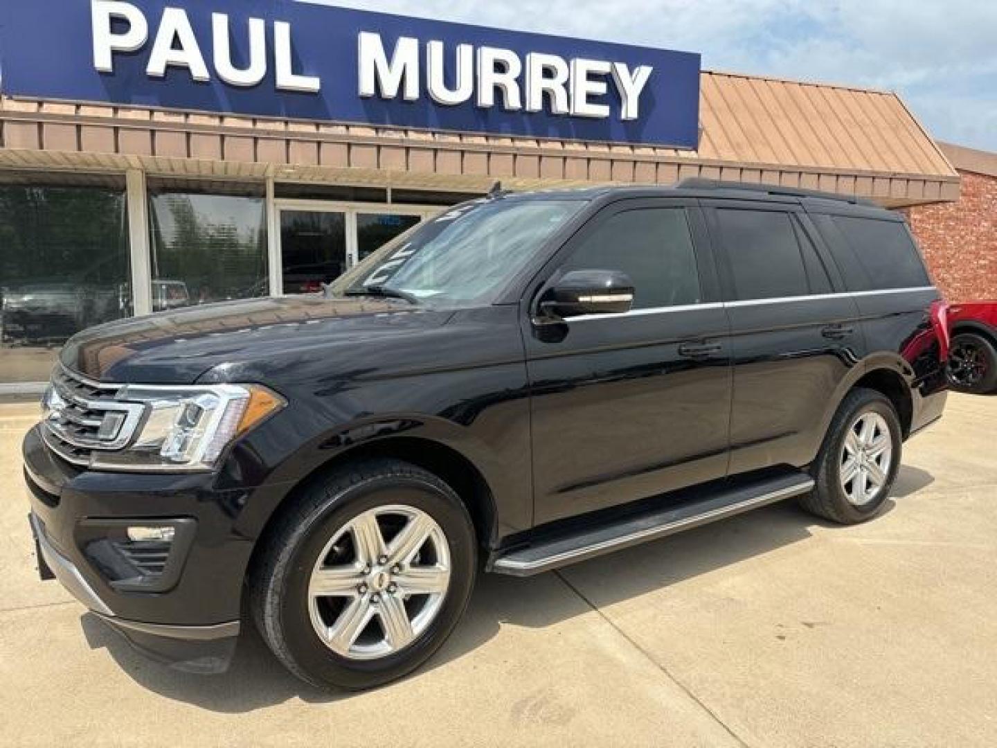 2020 Black /Ebony Ford Expedition XLT (1FMJU1HT1LE) with an EcoBoost 3.5L V6 GTDi DOHC 24V Twin Turbocharged engine, Automatic transmission, located at 1105 E Mulberry, Kaufman, TX, 75142, (972) 962-2151, 32.589550, -96.300926 - Black 2020 Ford Expedition 4D Sport Utility XLT RWD 10-Speed Automatic EcoBoost 3.5L V6 GTDi DOHC 24V Twin Turbocharged Priced below KBB Fair Purchase Price!<br><br><br>Awards:<br> * 2020 KBB.com Best Buy Awards<br>Please call Paul Murrey Ford Inc. In Kaufman Texas A Family Dealership Since 1952 Se - Photo#2