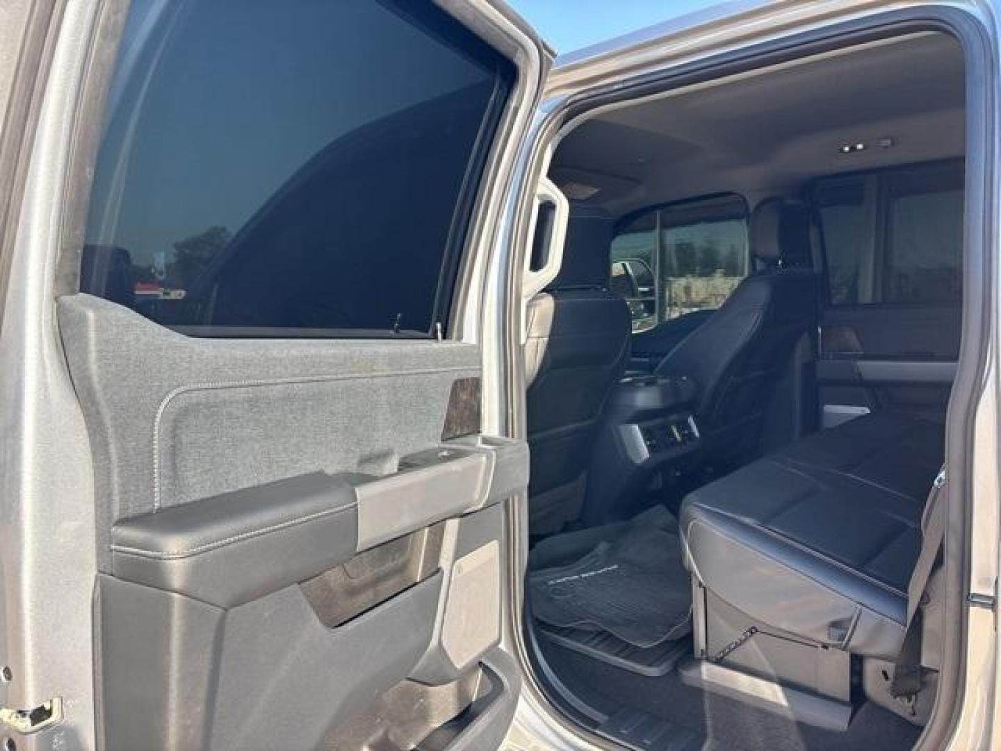 2023 Iconic Silver Metallic /Black Onyx Ford F-350SD Lariat (1FT8W3DT0PE) with an Power Stroke 6.7L V8 DI 32V OHV Turbodiesel engine, Automatic transmission, located at 1105 E Mulberry, Kaufman, TX, 75142, (972) 962-2151, 32.589550, -96.300926 - Silver 2023 Ford F-350SD 4D Crew Cab Lariat DRW 4WD 10-Speed Automatic Power Stroke 6.7L V8 DI 32V OHV Turbodiesel 4WD.<br><br><br>Please call Paul Murrey Ford Inc. In Kaufman Texas A Family Dealership Since 1952 Serving the Dallas Fort Worth and East Texas areas for over 70 years. Please call 972-9 - Photo#15