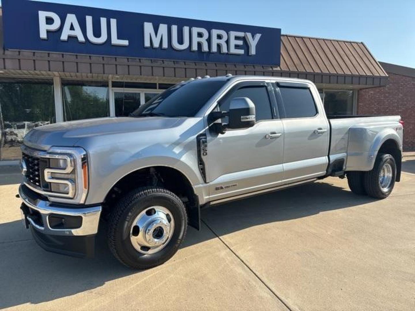 2023 Iconic Silver Metallic /Black Onyx Ford F-350SD Lariat (1FT8W3DT0PE) with an Power Stroke 6.7L V8 DI 32V OHV Turbodiesel engine, Automatic transmission, located at 1105 E Mulberry, Kaufman, TX, 75142, (972) 962-2151, 32.589550, -96.300926 - Silver 2023 Ford F-350SD 4D Crew Cab Lariat DRW 4WD 10-Speed Automatic Power Stroke 6.7L V8 DI 32V OHV Turbodiesel 4WD.<br><br><br>Please call Paul Murrey Ford Inc. In Kaufman Texas A Family Dealership Since 1952 Serving the Dallas Fort Worth and East Texas areas for over 70 years. Please call 972-9 - Photo#2