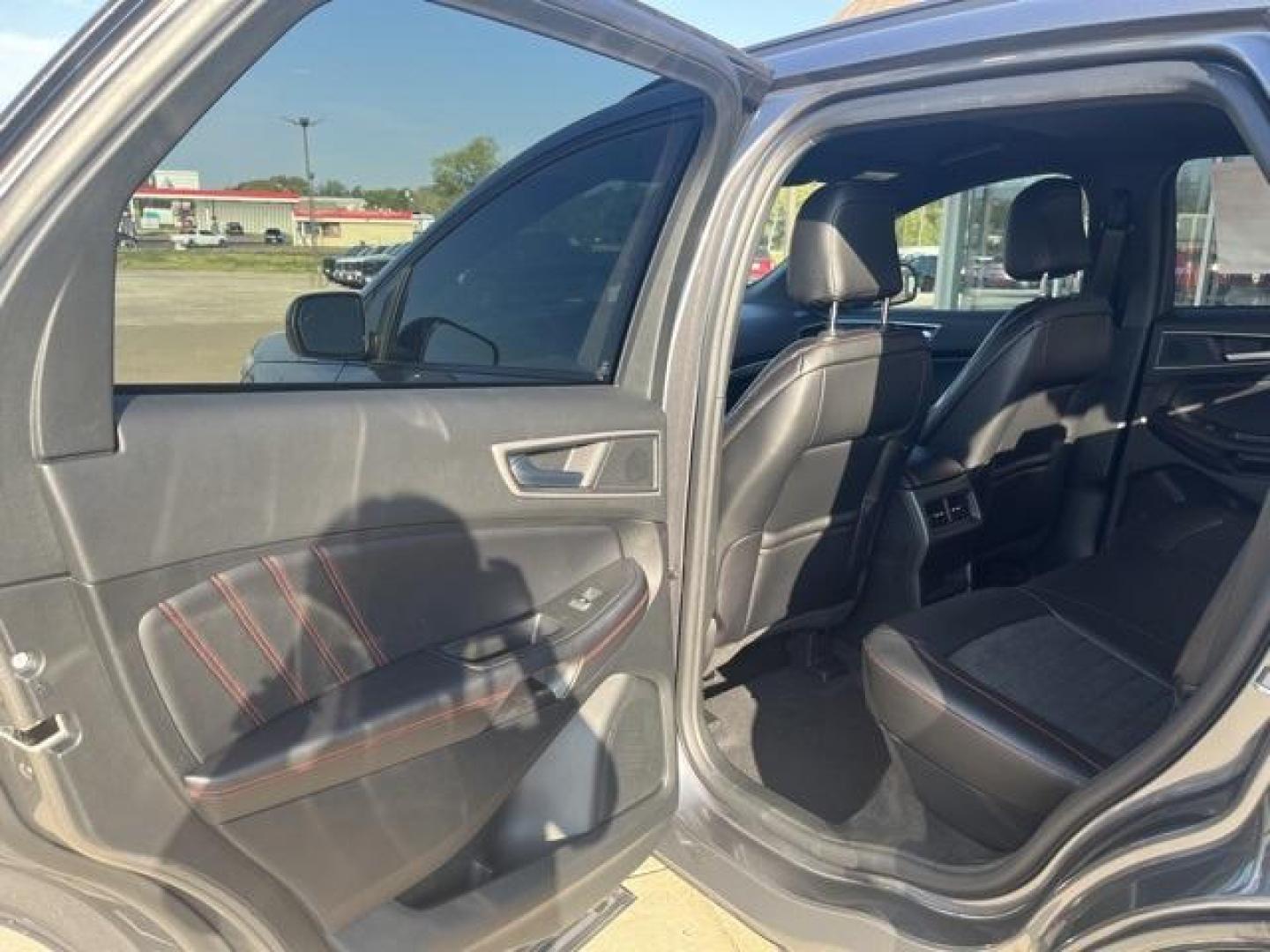 2024 Carbonized Gray Metallic /Ebony Ford Edge ST Line (2FMPK4J98RB) with an EcoBoost 2.0L I4 GTDi DOHC Turbocharged VCT engine, Automatic transmission, located at 1105 E Mulberry, Kaufman, TX, 75142, (972) 962-2151, 32.589550, -96.300926 - Carbonized Gray Metallic 2024 Ford Edge 4D Sport Utility ST Line AWD 8-Speed Automatic EcoBoost 2.0L I4 GTDi DOHC Turbocharged VCT AWD.<br><br>21/28 City/Highway MPG<br><br><br>Please call Paul Murrey Ford Inc. In Kaufman Texas A Family Dealership Since 1952 Serving the Dallas Fort Worth and East Te - Photo#15