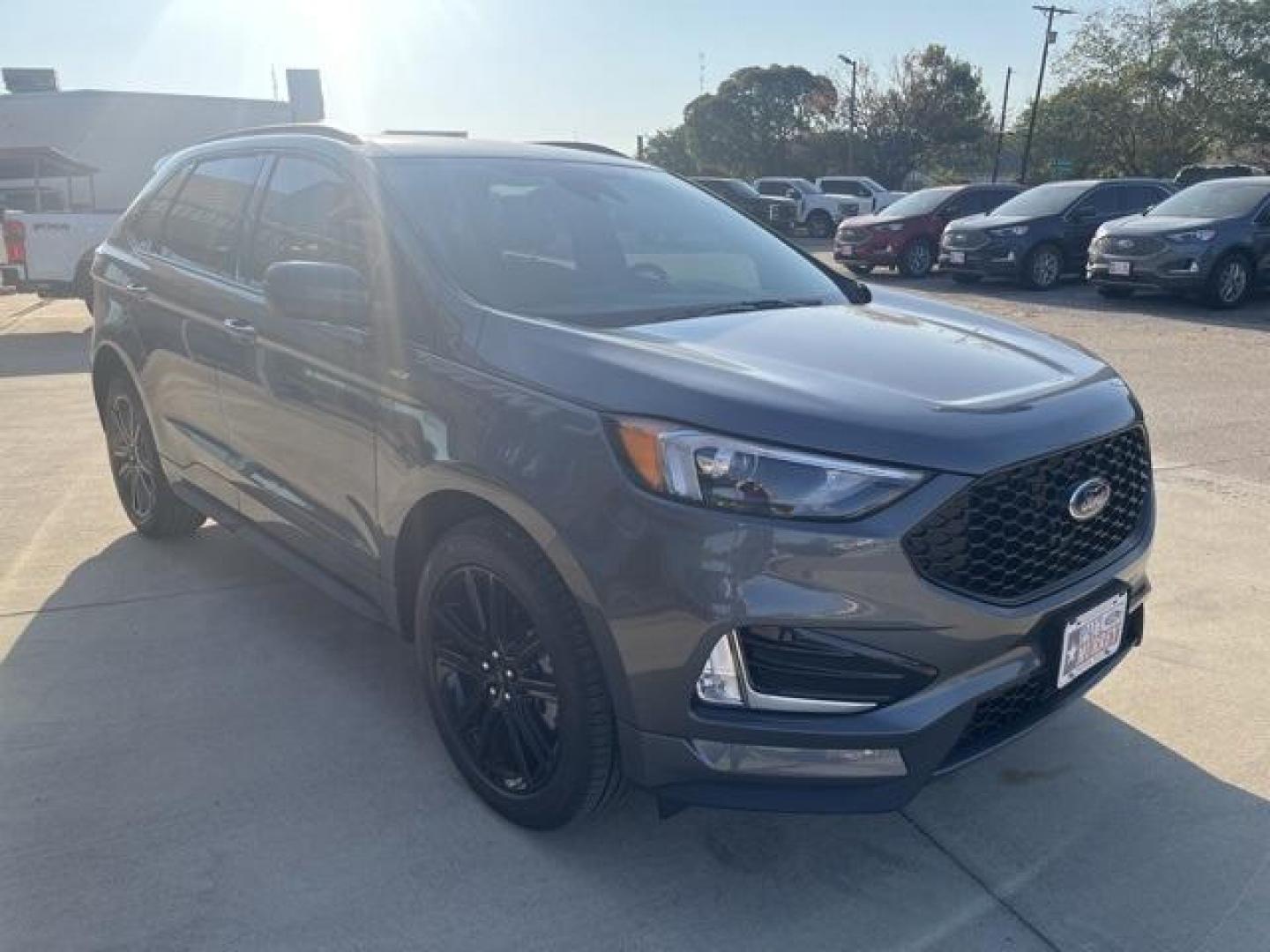 2024 Carbonized Gray Metallic /Ebony Ford Edge ST Line (2FMPK4J98RB) with an EcoBoost 2.0L I4 GTDi DOHC Turbocharged VCT engine, Automatic transmission, located at 1105 E Mulberry, Kaufman, TX, 75142, (972) 962-2151, 32.589550, -96.300926 - Carbonized Gray Metallic 2024 Ford Edge 4D Sport Utility ST Line AWD 8-Speed Automatic EcoBoost 2.0L I4 GTDi DOHC Turbocharged VCT AWD.<br><br>21/28 City/Highway MPG<br><br><br>Please call Paul Murrey Ford Inc. In Kaufman Texas A Family Dealership Since 1952 Serving the Dallas Fort Worth and East Te - Photo#7