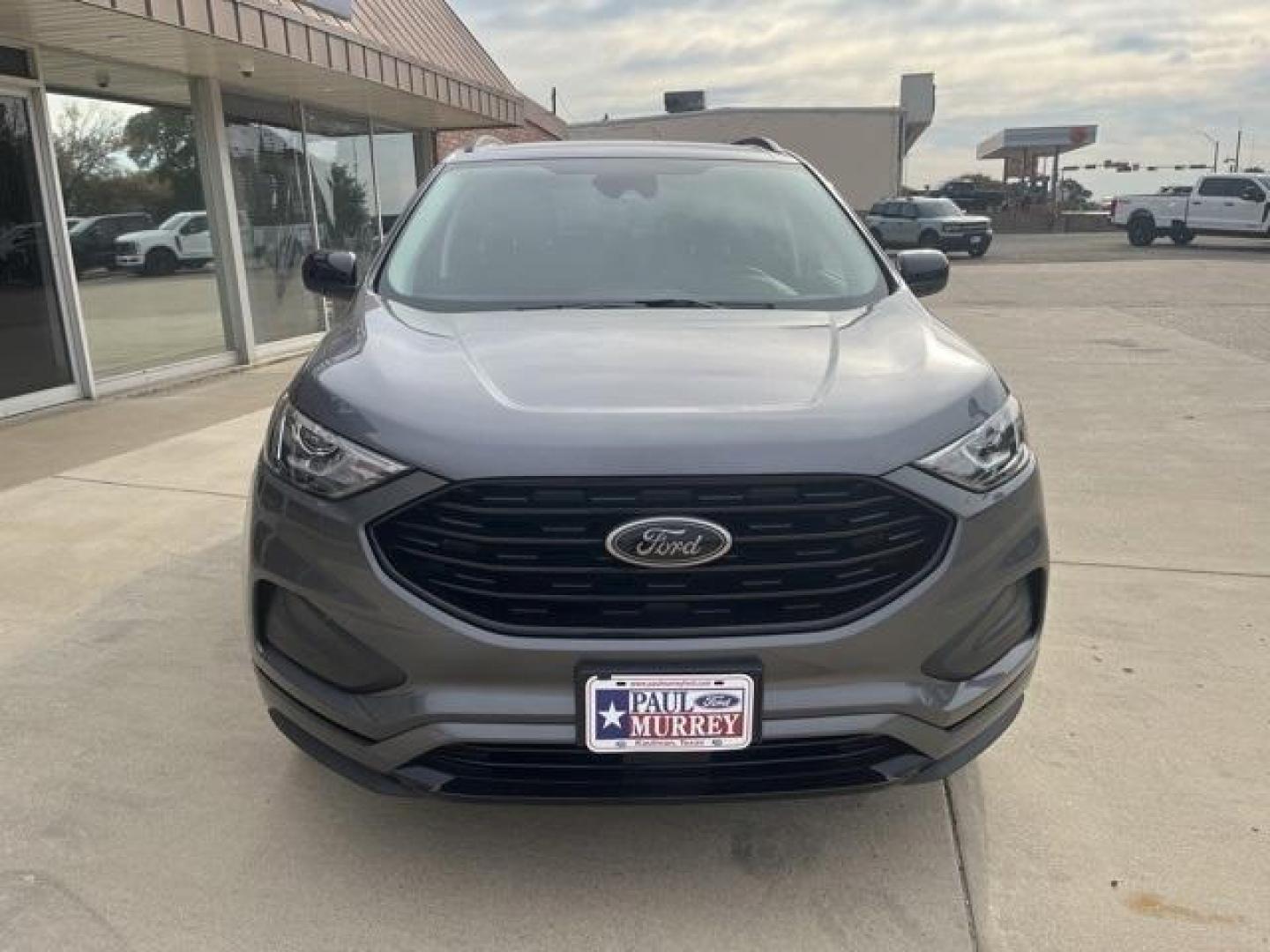 2024 Carbonized Gray Metallic /Ebony Ford Edge SE (2FMPK4G91RB) with an EcoBoost 2.0L I4 GTDi DOHC Turbocharged VCT engine, Automatic transmission, located at 1105 E Mulberry, Kaufman, TX, 75142, (972) 962-2151, 32.589550, -96.300926 - Carbonized Gray Metallic 2024 Ford Edge 4D Sport Utility SE AWD 8-Speed Automatic EcoBoost 2.0L I4 GTDi DOHC Turbocharged VCT AWD.<br><br>21/28 City/Highway MPG<br><br><br>Please call Paul Murrey Ford Inc. In Kaufman Texas A Family Dealership Since 1952 Serving the Dallas Fort Worth and East Texas a - Photo#8