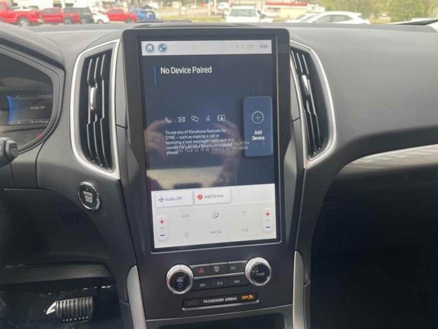 2024 Oxford White /Ebony Ford Edge SE (2FMPK4G98RB) with an EcoBoost 2.0L I4 GTDi DOHC Turbocharged VCT engine, Automatic transmission, located at 1105 E Mulberry, Kaufman, TX, 75142, (972) 962-2151, 32.589550, -96.300926 - Photo#28