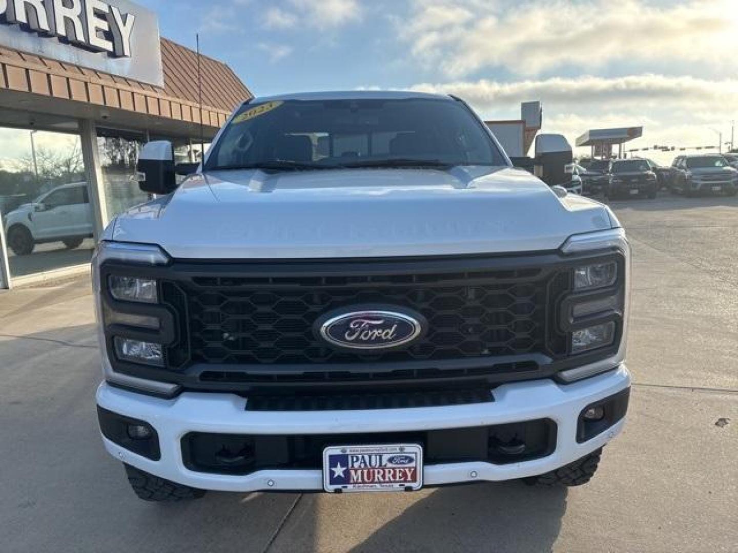 2023 Oxford White /Black Onyx Ford F-250SD Lariat (1FT8W2BM6PE) with an Power Stroke 6.7L V8 DI 32V OHV Turbodiesel engine, Automatic transmission, located at 1105 E Mulberry, Kaufman, TX, 75142, (972) 962-2151, 32.589550, -96.300926 - Oxford White 2023 Ford F-250SD 4D Crew Cab Lariat 4WD 10-Speed Automatic Power Stroke 6.7L V8 DI 32V OHV Turbodiesel 4WD.<br><br><br>Recent Arrival!<br><br><br>Please call Paul Murrey Ford Inc. In Kaufman Texas A Family Dealership Since 1952 Serving the Dallas Fort Worth and East Texas areas for ove - Photo#7