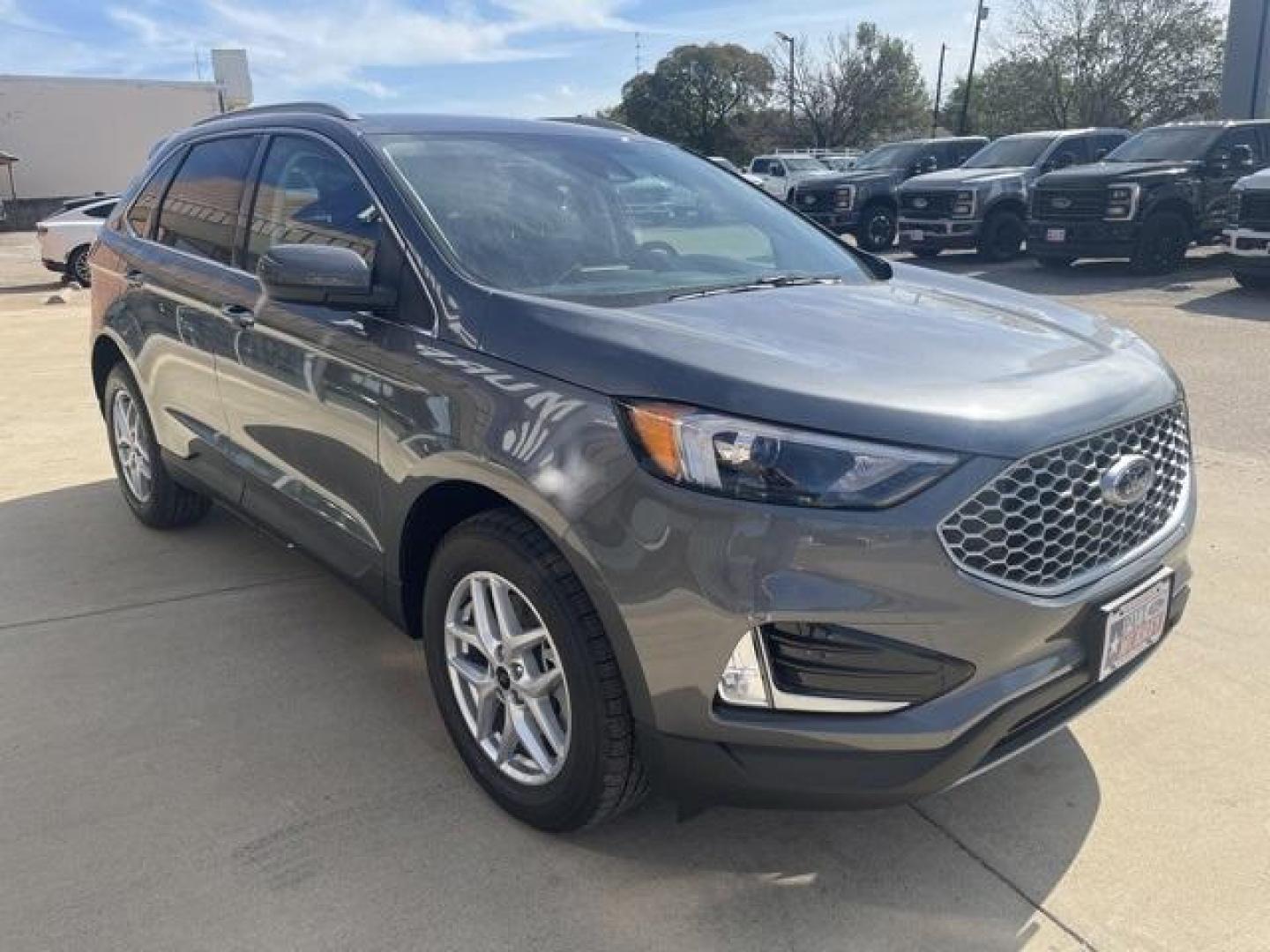 2024 Carbonized Gray Metallic /Ebony Ford Edge SEL (2FMPK4J9XRB) with an EcoBoost 2.0L I4 GTDi DOHC Turbocharged VCT engine, Automatic transmission, located at 1105 E Mulberry, Kaufman, TX, 75142, (972) 962-2151, 32.589550, -96.300926 - Carbonized Gray Metallic 2024 Ford Edge 4D Sport Utility SEL AWD 8-Speed Automatic EcoBoost 2.0L I4 GTDi DOHC Turbocharged VCT AWD.<br><br>21/28 City/Highway MPG<br><br><br>Please call Paul Murrey Ford Inc. In Kaufman Texas A Family Dealership Since 1952 Serving the Dallas Fort Worth and East Texas - Photo#8