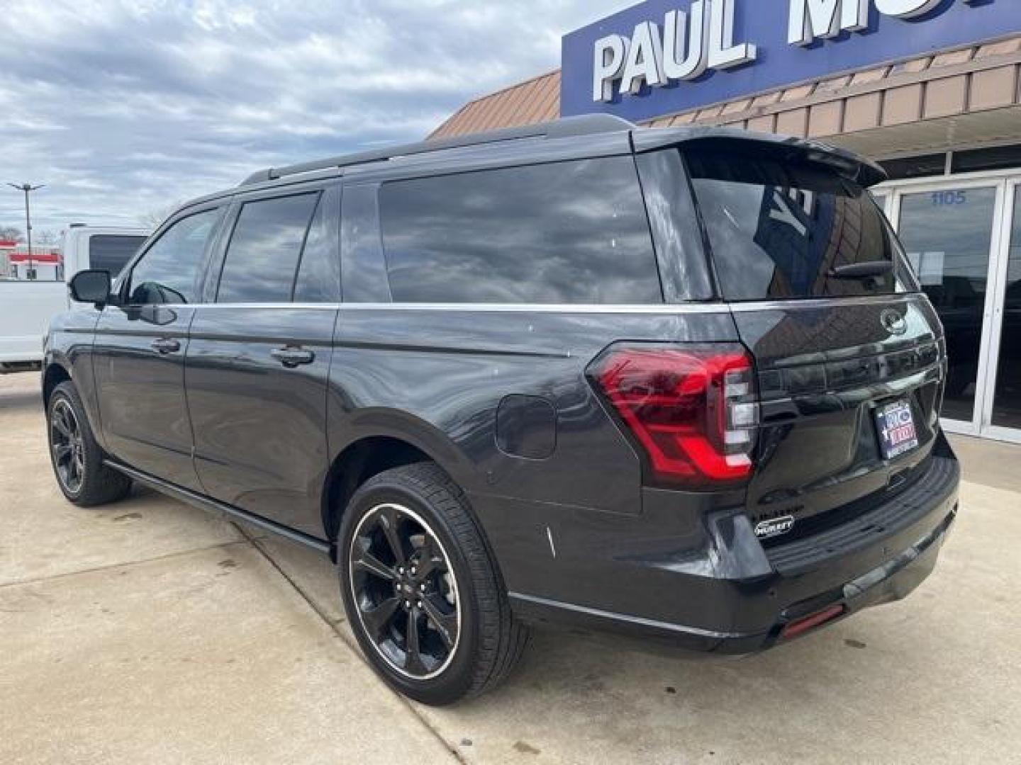 2024 Dark Matter Gray Metallic /Black Onyx Ford Expedition Max Limited (1FMJK1K8XRE) with an EcoBoost 3.5L V6 GTDi DOHC 24V Twin Turbocharged engine, Automatic transmission, located at 1105 E Mulberry, Kaufman, TX, 75142, (972) 962-2151, 32.589550, -96.300926 - Dark Matter Gray Metallic 2024 Ford Expedition Max 4D Sport Utility Limited RWD 10-Speed Automatic EcoBoost 3.5L V6 GTDi DOHC 24V Twin Turbocharged<br><br><br>Please call Paul Murrey Ford Inc. In Kaufman Texas A Family Dealership Since 1952 Serving the Dallas Fort Worth and East Texas areas for over - Photo#3