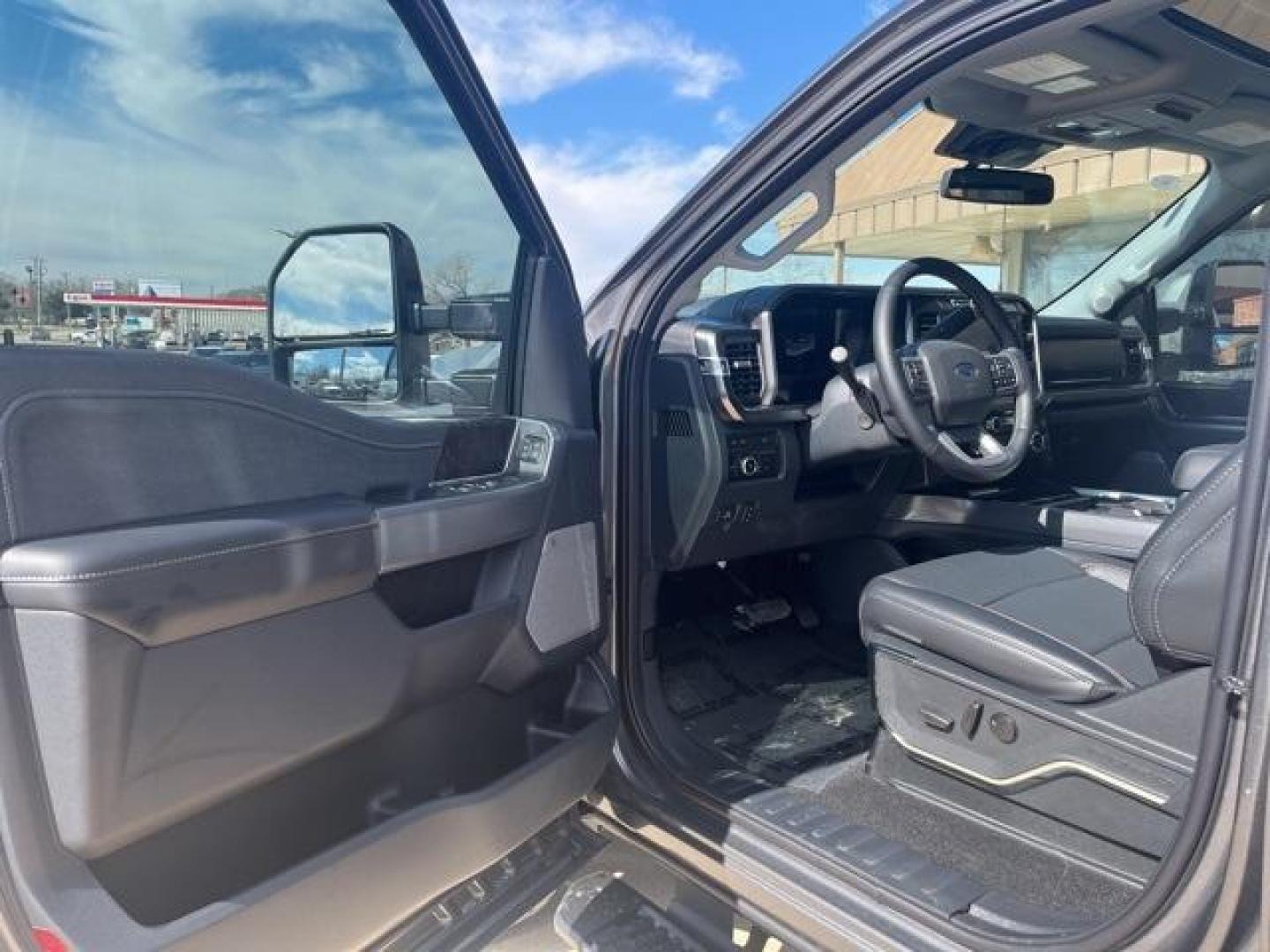 2024 Carbonized Gray Metallic /Black Onyx Ford F-250SD Lariat (1FT8W2BM5RE) with an 6.7L High Output Power Stroke V8 Diesel engine, Automatic transmission, located at 1105 E Mulberry, Kaufman, TX, 75142, (972) 962-2151, 32.589550, -96.300926 - Carbonized Gray Metallic 2024 Ford F-250SD 4D Crew Cab Lariat 4WD 10-Speed Automatic 6.7L High Output Power Stroke V8 Diesel 4WD.<br><br><br>Please call Paul Murrey Ford Inc. In Kaufman Texas A Family Dealership Since 1952 Serving the Dallas Fort Worth and East Texas areas for over 70 years. Please - Photo#10