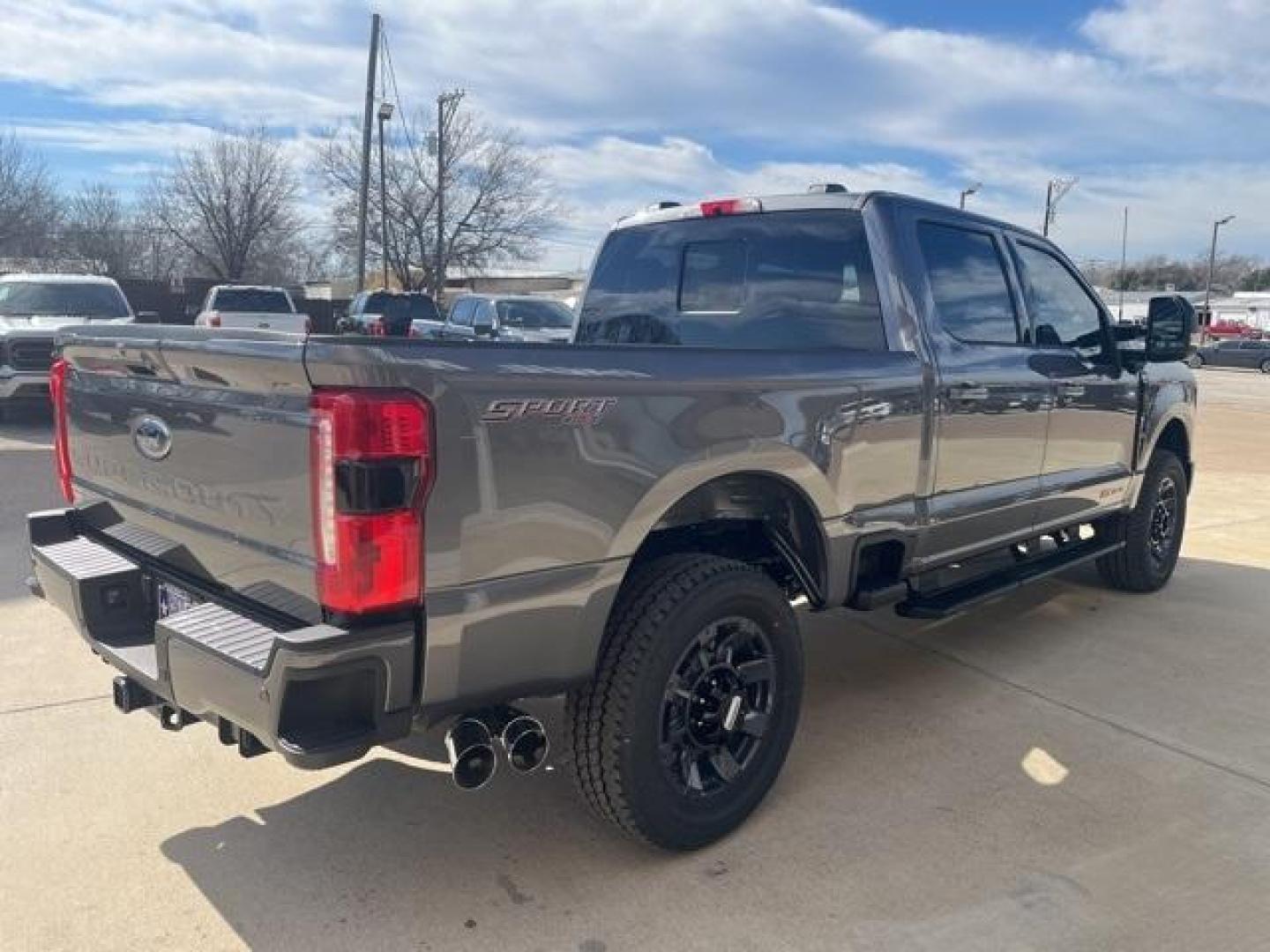 2024 Carbonized Gray Metallic /Black Onyx Ford F-250SD Lariat (1FT8W2BM5RE) with an 6.7L High Output Power Stroke V8 Diesel engine, Automatic transmission, located at 1105 E Mulberry, Kaufman, TX, 75142, (972) 962-2151, 32.589550, -96.300926 - Carbonized Gray Metallic 2024 Ford F-250SD 4D Crew Cab Lariat 4WD 10-Speed Automatic 6.7L High Output Power Stroke V8 Diesel 4WD.<br><br><br>Please call Paul Murrey Ford Inc. In Kaufman Texas A Family Dealership Since 1952 Serving the Dallas Fort Worth and East Texas areas for over 70 years. Please - Photo#5