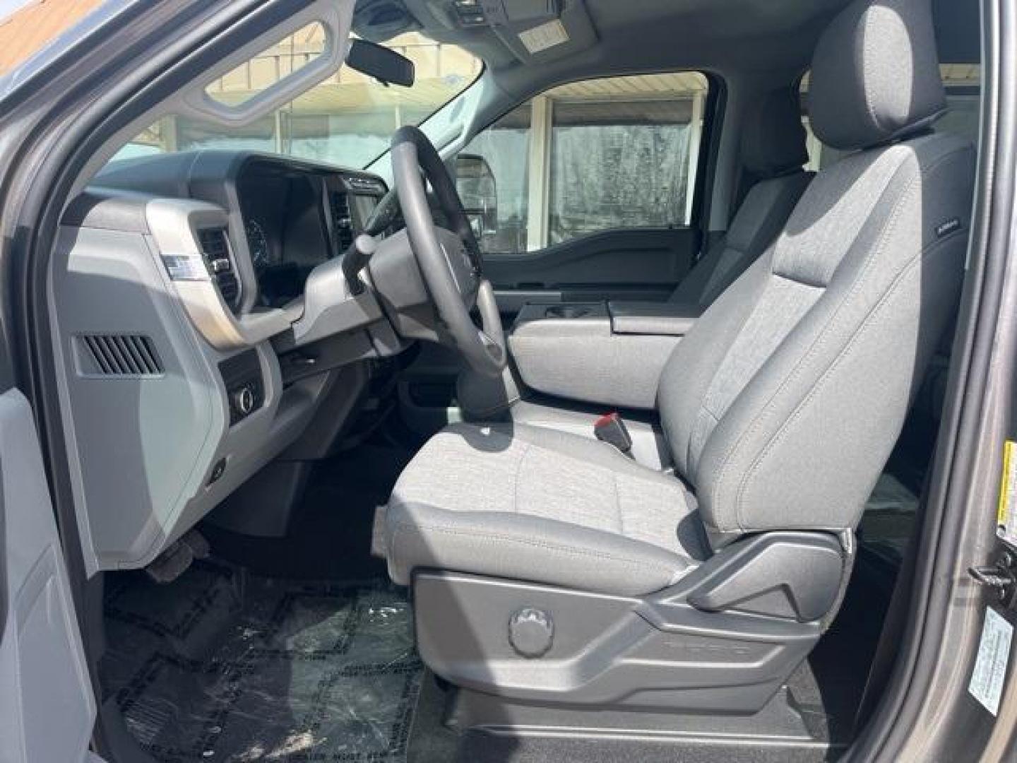 2024 Carbonized Gray Metallic /Medium Dark Slate Ford F-250SD XL (1FT8W2BT5RE) with an Power Stroke 6.7L V8 DI 32V OHV Turbodiesel engine, Automatic transmission, located at 1105 E Mulberry, Kaufman, TX, 75142, (972) 962-2151, 32.589550, -96.300926 - Carbonized Gray Metallic 2024 Ford F-250SD 4D Crew Cab XL 4WD 10-Speed Automatic Power Stroke 6.7L V8 DI 32V OHV Turbodiesel 4WD.<br><br><br>Please call Paul Murrey Ford Inc. In Kaufman Texas A Family Dealership Since 1952 Serving the Dallas Fort Worth and East Texas areas for over 70 years. Please - Photo#11