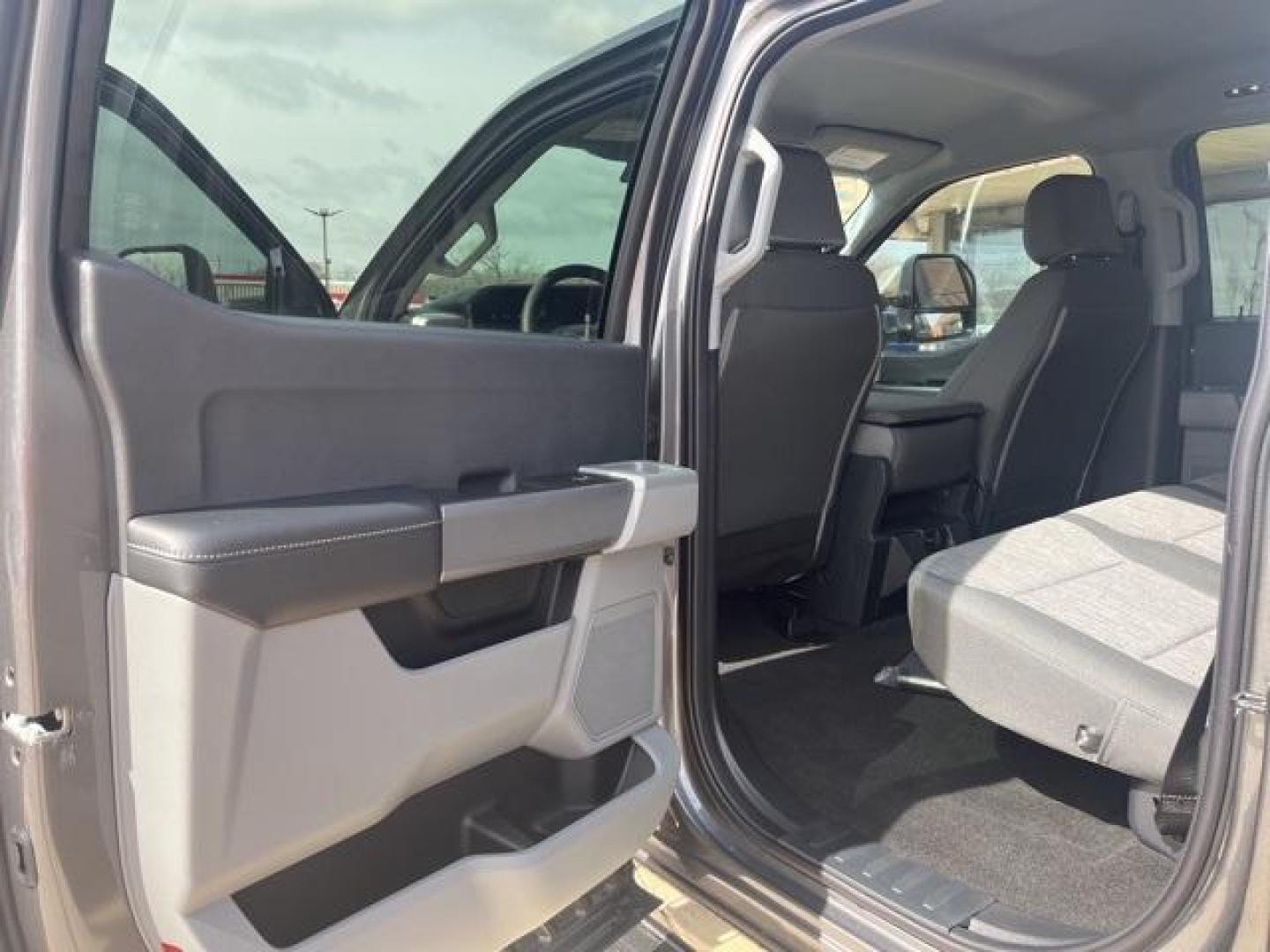 2024 Carbonized Gray Metallic /Medium Dark Slate Ford F-250SD XL (1FT8W2BT5RE) with an Power Stroke 6.7L V8 DI 32V OHV Turbodiesel engine, Automatic transmission, located at 1105 E Mulberry, Kaufman, TX, 75142, (972) 962-2151, 32.589550, -96.300926 - Carbonized Gray Metallic 2024 Ford F-250SD 4D Crew Cab XL 4WD 10-Speed Automatic Power Stroke 6.7L V8 DI 32V OHV Turbodiesel 4WD.<br><br><br>Please call Paul Murrey Ford Inc. In Kaufman Texas A Family Dealership Since 1952 Serving the Dallas Fort Worth and East Texas areas for over 70 years. Please - Photo#13