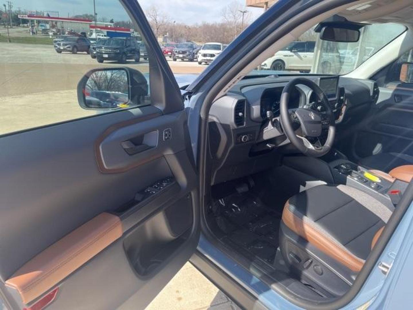 2024 Azure Gray Metallic Tri-Coat /Ebony/Roast Ford Bronco Sport Outer Banks (3FMCR9C6XRR) with an 1.5L EcoBoost engine, Automatic transmission, located at 1105 E Mulberry, Kaufman, TX, 75142, (972) 962-2151, 32.589550, -96.300926 - Azure Gray Metallic Tri-Coat 2024 Ford Bronco Sport 4D Sport Utility Outer Banks 4WD 8-Speed Automatic 1.5L EcoBoost<br><br>25/29 City/Highway MPG<br><br><br>Please call Paul Murrey Ford Inc. In Kaufman Texas A Family Dealership Since 1952 Serving the Dallas Fort Worth and East Texas areas for over - Photo#11