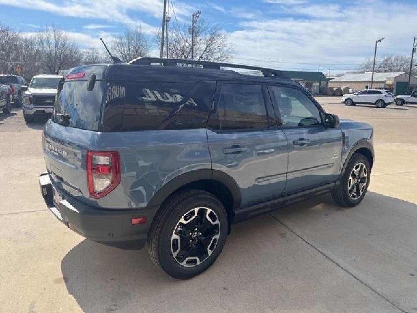 2024 Azure Gray Metallic Tri-Coat /Ebony/Roast Ford Bronco Sport Outer Banks (3FMCR9C6XRR) with an 1.5L EcoBoost engine, Automatic transmission, located at 1105 E Mulberry, Kaufman, TX, 75142, (972) 962-2151, 32.589550, -96.300926 - Azure Gray Metallic Tri-Coat 2024 Ford Bronco Sport 4D Sport Utility Outer Banks 4WD 8-Speed Automatic 1.5L EcoBoost<br><br>25/29 City/Highway MPG<br><br><br>Please call Paul Murrey Ford Inc. In Kaufman Texas A Family Dealership Since 1952 Serving the Dallas Fort Worth and East Texas areas for over - Photo#6