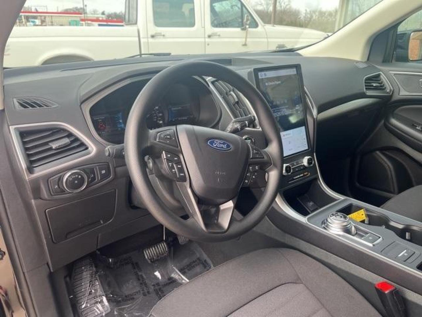 2024 Agate Black Metallic /Ebony Ford Edge SE (2FMPK4G90RB) with an EcoBoost 2.0L I4 GTDi DOHC Turbocharged VCT engine, Automatic transmission, located at 1105 E Mulberry, Kaufman, TX, 75142, (972) 962-2151, 32.589550, -96.300926 - Photo#11