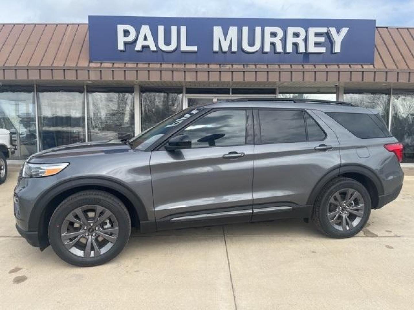 2024 Carbonized Gray Metallic /Light Slate Ford Explorer XLT (1FMSK7DH8RG) with an 2.3L EcoBoost I-4 engine, Automatic transmission, located at 1105 E Mulberry, Kaufman, TX, 75142, (972) 962-2151, 32.589550, -96.300926 - Carbonized Gray Metallic 2024 Ford Explorer 4D Sport Utility XLT RWD 10-Speed Automatic 2.3L EcoBoost I-4<br><br>21/28 City/Highway MPG<br><br><br>Please call Paul Murrey Ford Inc. In Kaufman Texas A Family Dealership Since 1952 Serving the Dallas Fort Worth and East Texas areas for over 70 years. P - Photo#0