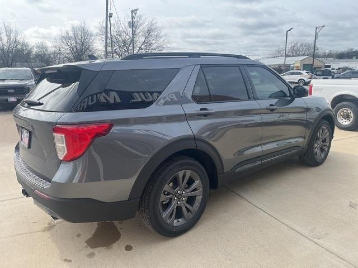 2024 Carbonized Gray Metallic /Light Slate Ford Explorer XLT (1FMSK7DH8RG) with an 2.3L EcoBoost I-4 engine, Automatic transmission, located at 1105 E Mulberry, Kaufman, TX, 75142, (972) 962-2151, 32.589550, -96.300926 - Carbonized Gray Metallic 2024 Ford Explorer 4D Sport Utility XLT RWD 10-Speed Automatic 2.3L EcoBoost I-4<br><br>21/28 City/Highway MPG<br><br><br>Please call Paul Murrey Ford Inc. In Kaufman Texas A Family Dealership Since 1952 Serving the Dallas Fort Worth and East Texas areas for over 70 years. P - Photo#5