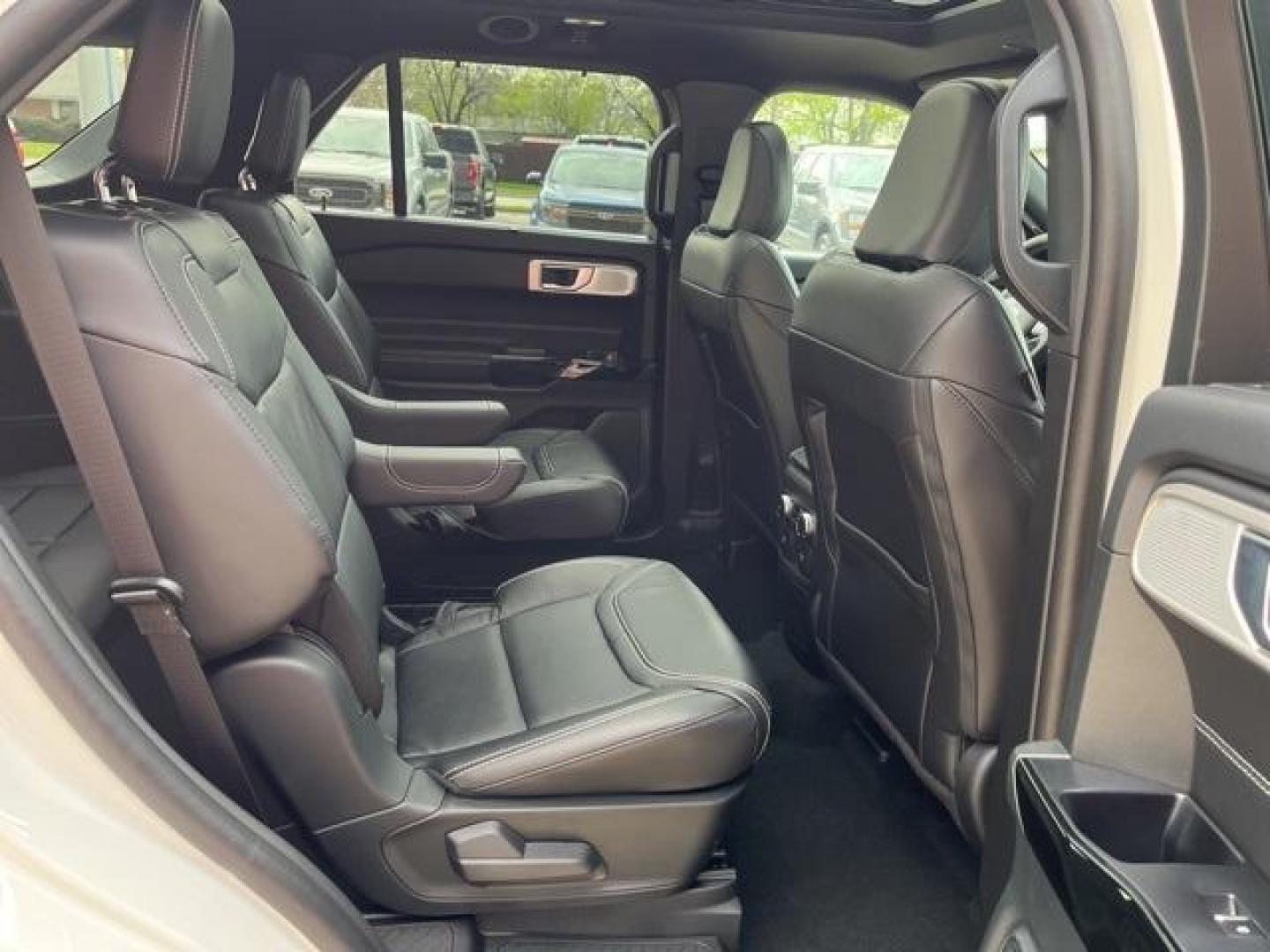 2024 Star White Metallic Tri-Coat /Ebony Ford Explorer ST (1FM5K8GC8RG) with an 3.0L EcoBoost V6 engine, Automatic transmission, located at 1105 E Mulberry, Kaufman, TX, 75142, (972) 962-2151, 32.589550, -96.300926 - Photo#24