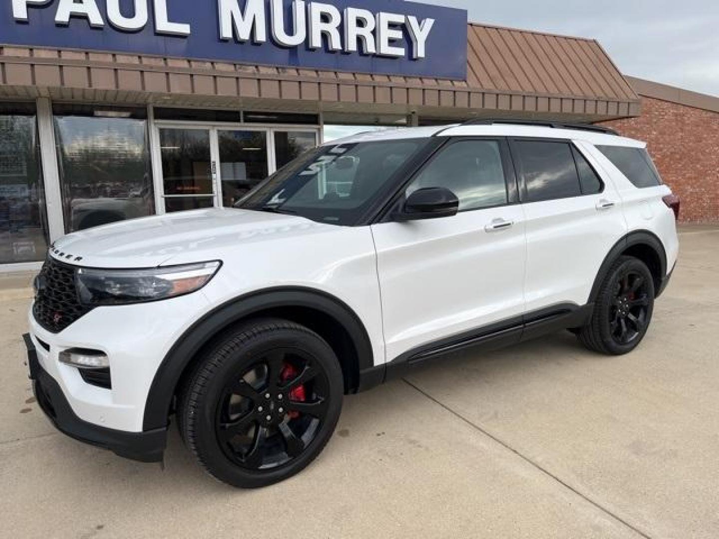 2024 Star White Metallic Tri-Coat /Ebony Ford Explorer ST (1FM5K8GC8RG) with an 3.0L EcoBoost V6 engine, Automatic transmission, located at 1105 E Mulberry, Kaufman, TX, 75142, (972) 962-2151, 32.589550, -96.300926 - Photo#2