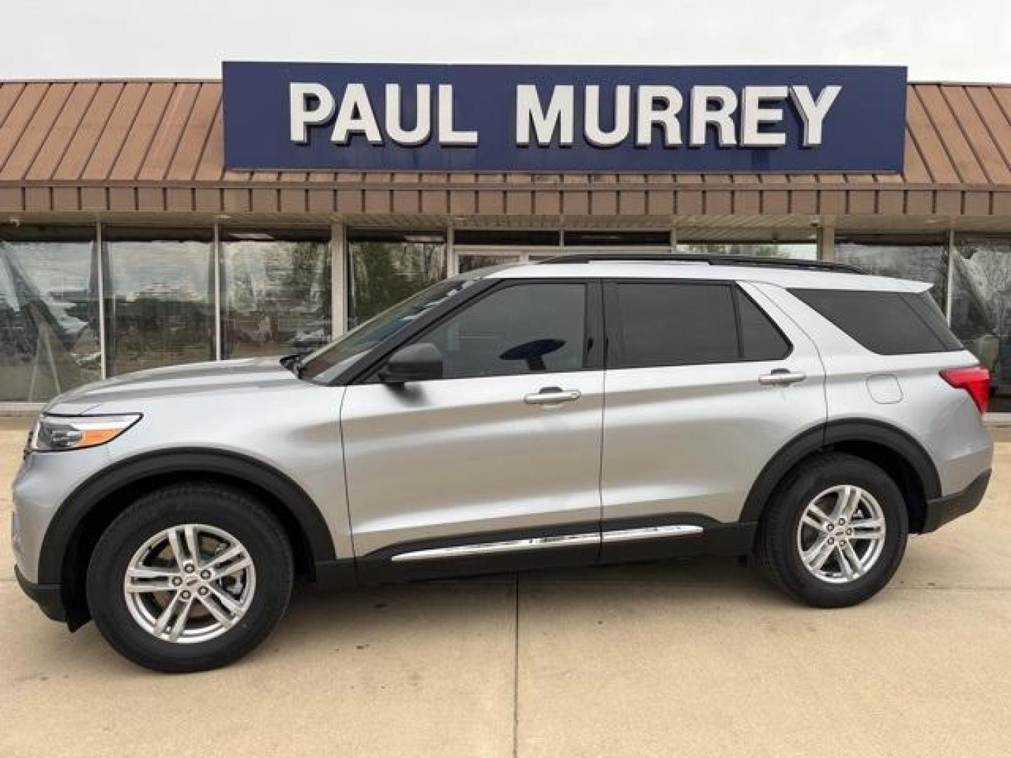 2024 Iconic Silver Metallic /Ebony Ford Explorer XLT (1FMSK7DH5RG) with an 2.3L EcoBoost I-4 engine, Automatic transmission, located at 1105 E Mulberry, Kaufman, TX, 75142, (972) 962-2151, 32.589550, -96.300926 - Iconic Silver Metallic 2024 Ford Explorer 4D Sport Utility XLT RWD 10-Speed Automatic 2.3L EcoBoost I-4<br><br>21/28 City/Highway MPG<br><br><br>Please call Paul Murrey Ford Inc. In Kaufman Texas A Family Dealership Since 1952 Serving the Dallas Fort Worth and East Texas areas for over 70 years. Ple - Photo#0