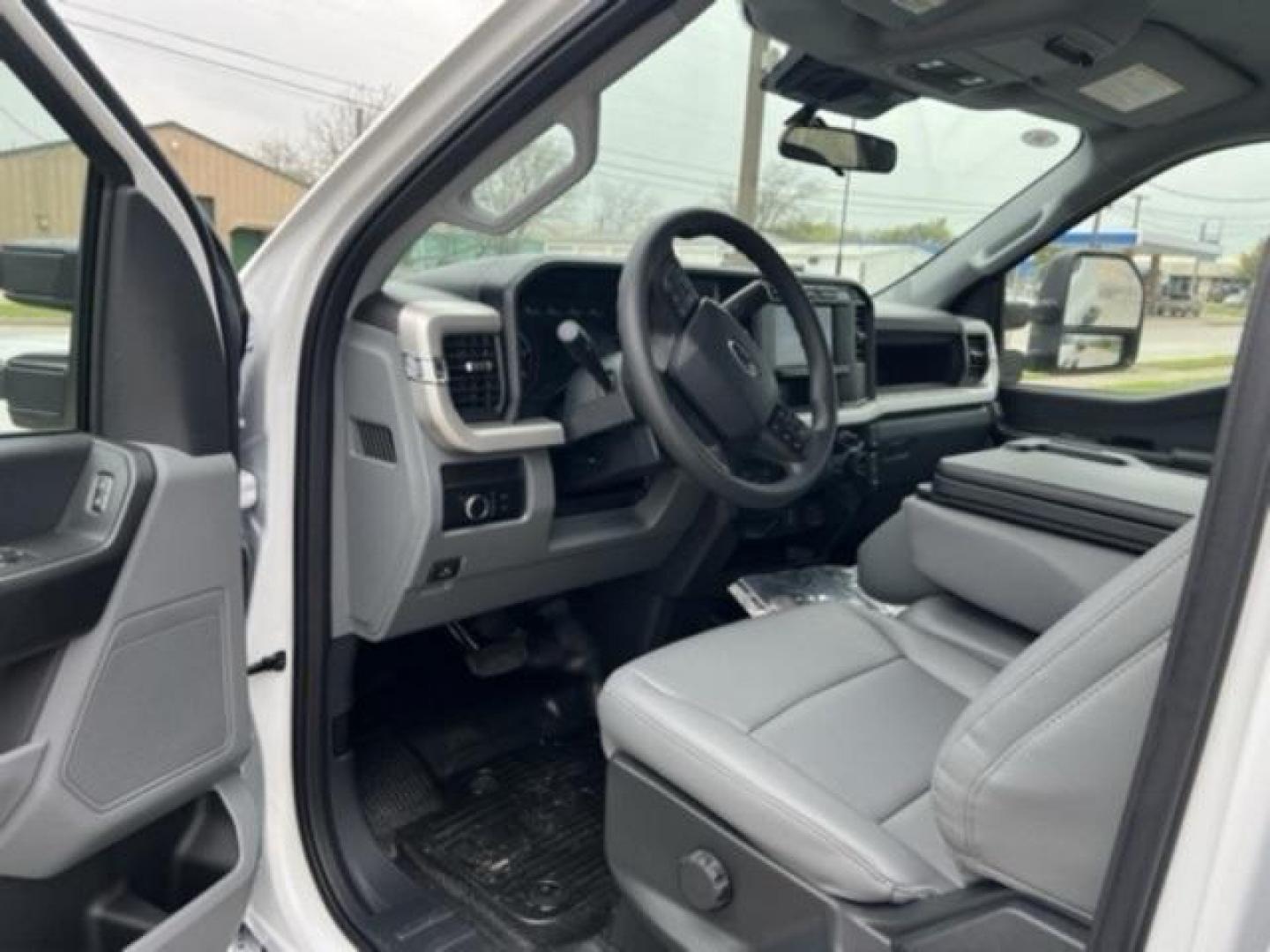 2024 Oxford White /Medium Dark Slate Ford F-450SD XL (1FD0W4HT2RE) with an Power Stroke 6.7L V8 DI 32V OHV Turbodiesel engine, Automatic transmission, located at 1105 E Mulberry, Kaufman, TX, 75142, (972) 962-2151, 32.589550, -96.300926 - Oxford White 2024 Ford F-450SD 4D Crew Cab/Chassis XL DRW 4WD 10-Speed Automatic Power Stroke 6.7L V8 DI 32V OHV Turbodiesel 4WD.<br><br><br>Please call Paul Murrey Ford Inc. In Kaufman Texas A Family Dealership Since 1952 Serving the Dallas Fort Worth and East Texas areas for over 70 years. Please - Photo#15