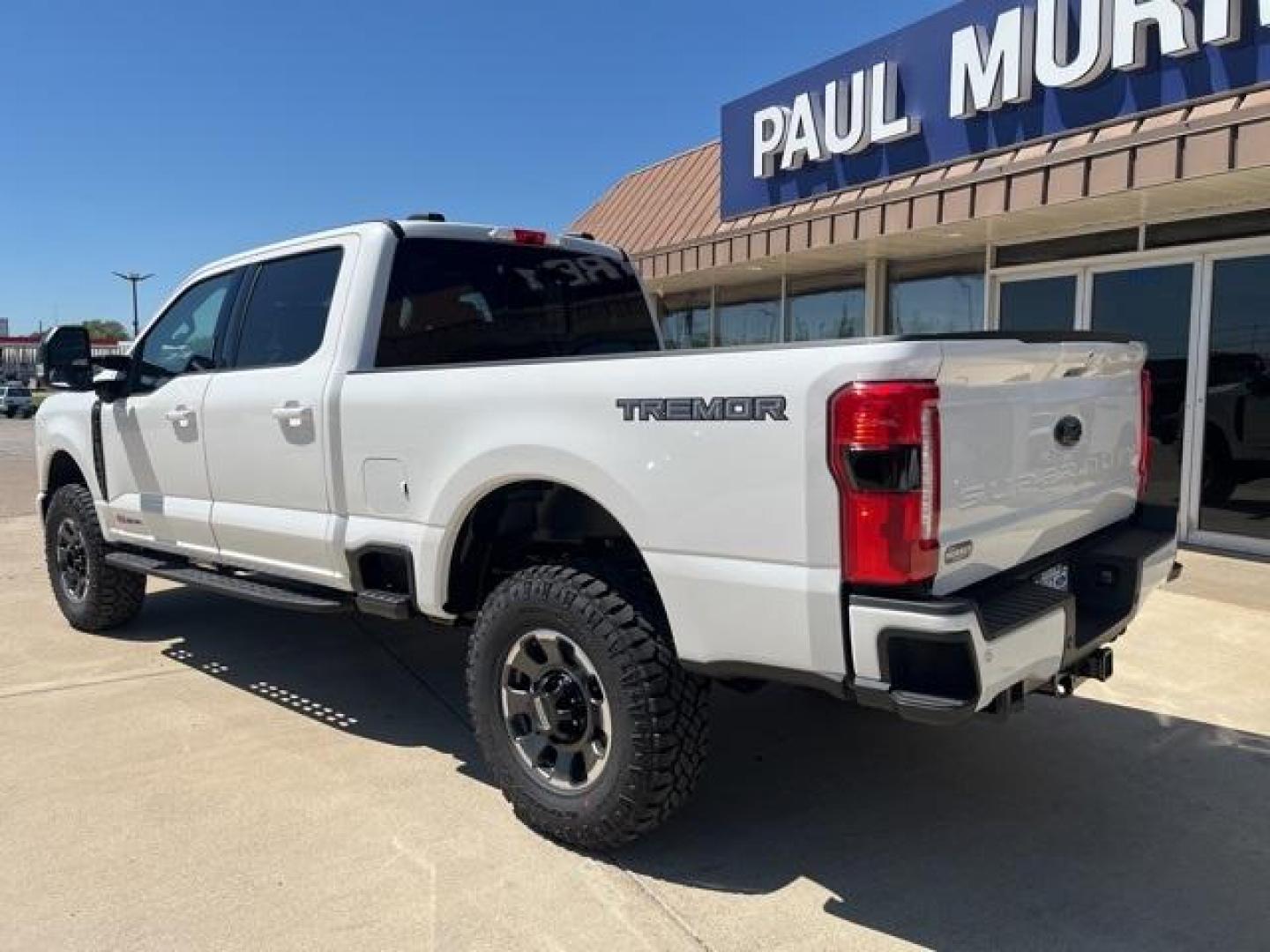 2024 Star White Metallic Tri-Coat /Black Onyx Ford F-250SD Lariat (1FT8W2BM8RE) with an 6.7L High Output Power Stroke V8 Diesel engine, Automatic transmission, located at 1105 E Mulberry, Kaufman, TX, 75142, (972) 962-2151, 32.589550, -96.300926 - Star White Metallic Tri-Coat 2024 Ford F-250SD 4D Crew Cab Lariat 4WD 10-Speed Automatic 6.7L High Output Power Stroke V8 Diesel 4WD.<br><br><br>Please call Paul Murrey Ford Inc. In Kaufman Texas A Family Dealership Since 1952 Serving the Dallas Fort Worth and East Texas areas for over 70 years. Ple - Photo#3