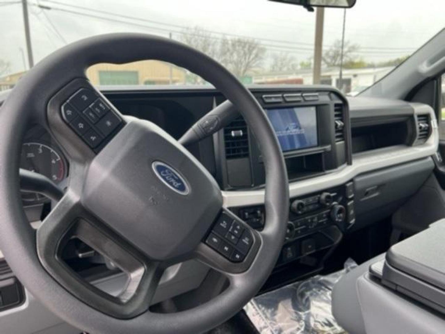 2024 Oxford White /Medium Dark Slate Ford F-450SD XL (1FD0W4HT8RE) with an Power Stroke 6.7L V8 DI 32V OHV Turbodiesel engine, Automatic transmission, located at 1105 E Mulberry, Kaufman, TX, 75142, (972) 962-2151, 32.589550, -96.300926 - Photo#13