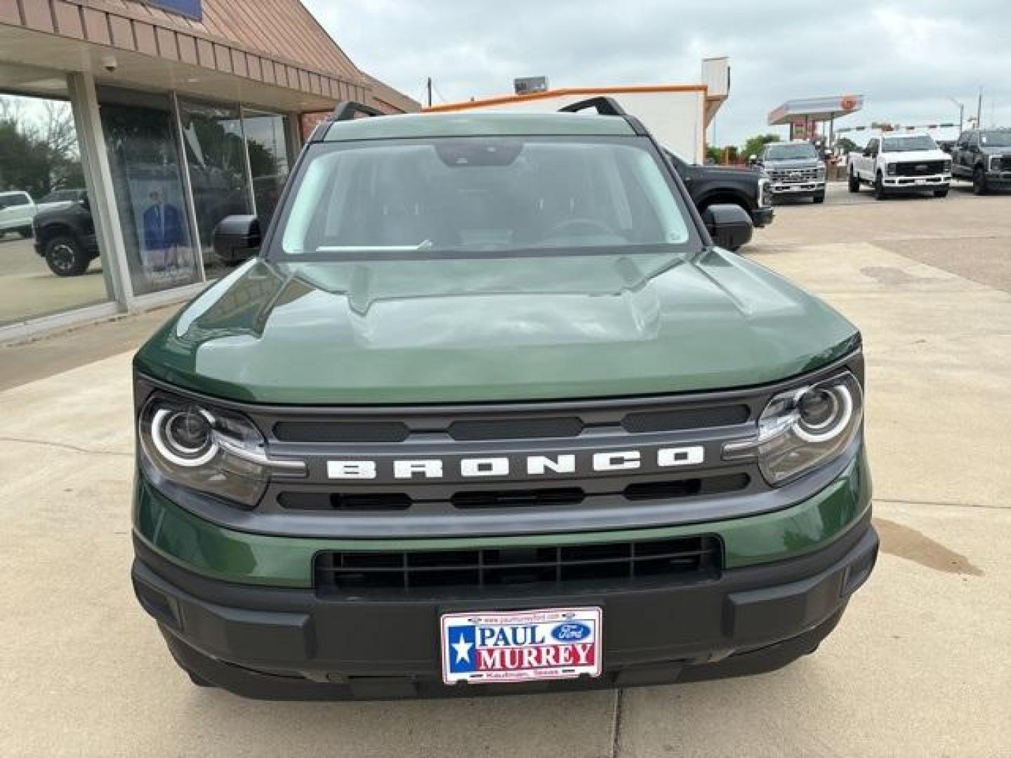 2024 Eruption Green Metallic /Ebony Ford Bronco Sport Big Bend (3FMCR9B69RR) with an 1.5L EcoBoost engine, Automatic transmission, located at 1105 E Mulberry, Kaufman, TX, 75142, (972) 962-2151, 32.589550, -96.300926 - Eruption Green Metallic 2024 Ford Bronco Sport 4D Sport Utility Big Bend 4WD 8-Speed Automatic 1.5L EcoBoost<br><br>25/29 City/Highway MPG<br><br><br>Please call Paul Murrey Ford Inc. In Kaufman Texas A Family Dealership Since 1952 Serving the Dallas Fort Worth and East Texas areas for over 70 years - Photo#9