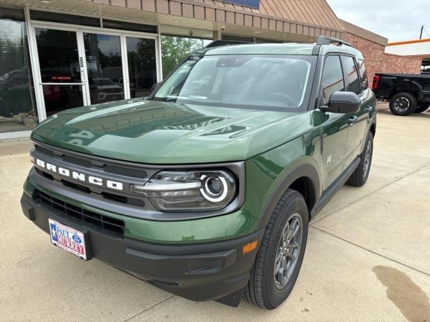 2024 Eruption Green Metallic /Ebony Ford Bronco Sport Big Bend (3FMCR9B69RR) with an 1.5L EcoBoost engine, Automatic transmission, located at 1105 E Mulberry, Kaufman, TX, 75142, (972) 962-2151, 32.589550, -96.300926 - Eruption Green Metallic 2024 Ford Bronco Sport 4D Sport Utility Big Bend 4WD 8-Speed Automatic 1.5L EcoBoost<br><br>25/29 City/Highway MPG<br><br><br>Please call Paul Murrey Ford Inc. In Kaufman Texas A Family Dealership Since 1952 Serving the Dallas Fort Worth and East Texas areas for over 70 years - Photo#1