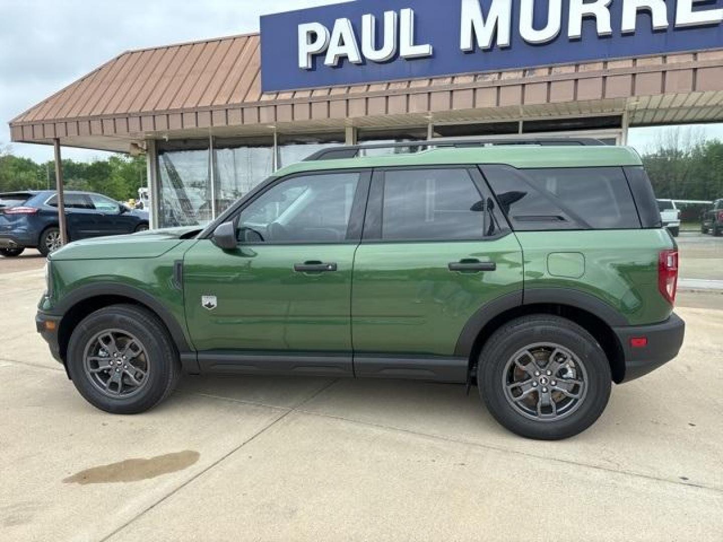 2024 Eruption Green Metallic /Ebony Ford Bronco Sport Big Bend (3FMCR9B69RR) with an 1.5L EcoBoost engine, Automatic transmission, located at 1105 E Mulberry, Kaufman, TX, 75142, (972) 962-2151, 32.589550, -96.300926 - Eruption Green Metallic 2024 Ford Bronco Sport 4D Sport Utility Big Bend 4WD 8-Speed Automatic 1.5L EcoBoost<br><br>25/29 City/Highway MPG<br><br><br>Please call Paul Murrey Ford Inc. In Kaufman Texas A Family Dealership Since 1952 Serving the Dallas Fort Worth and East Texas areas for over 70 years - Photo#3