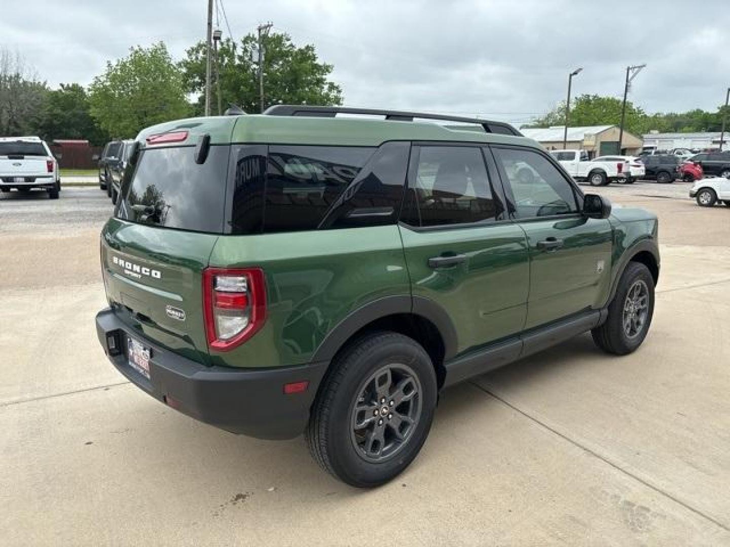 2024 Eruption Green Metallic /Ebony Ford Bronco Sport Big Bend (3FMCR9B69RR) with an 1.5L EcoBoost engine, Automatic transmission, located at 1105 E Mulberry, Kaufman, TX, 75142, (972) 962-2151, 32.589550, -96.300926 - Eruption Green Metallic 2024 Ford Bronco Sport 4D Sport Utility Big Bend 4WD 8-Speed Automatic 1.5L EcoBoost<br><br>25/29 City/Highway MPG<br><br><br>Please call Paul Murrey Ford Inc. In Kaufman Texas A Family Dealership Since 1952 Serving the Dallas Fort Worth and East Texas areas for over 70 years - Photo#6