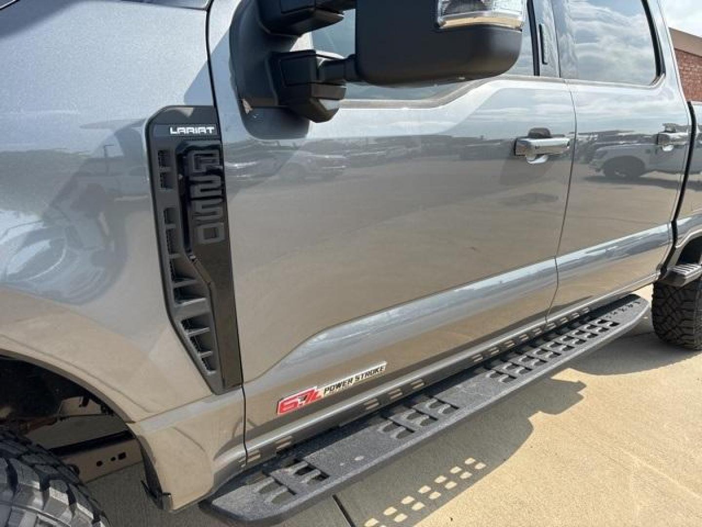 2024 Carbonized Gray Metallic /Black Onyx Ford F-250SD Lariat (1FT8W2BM0RE) with an 6.7L High Output Power Stroke V8 Diesel engine, Automatic transmission, located at 1105 E Mulberry, Kaufman, TX, 75142, (972) 962-2151, 32.589550, -96.300926 - Carbonized Gray Metallic 2024 Ford F-250SD 4D Crew Cab Lariat 4WD 10-Speed Automatic 6.7L High Output Power Stroke V8 Diesel 4WD.<br><br><br>Please call Paul Murrey Ford Inc. In Kaufman Texas A Family Dealership Since 1952 Serving the Dallas Fort Worth and East Texas areas for over 70 years. Please - Photo#8