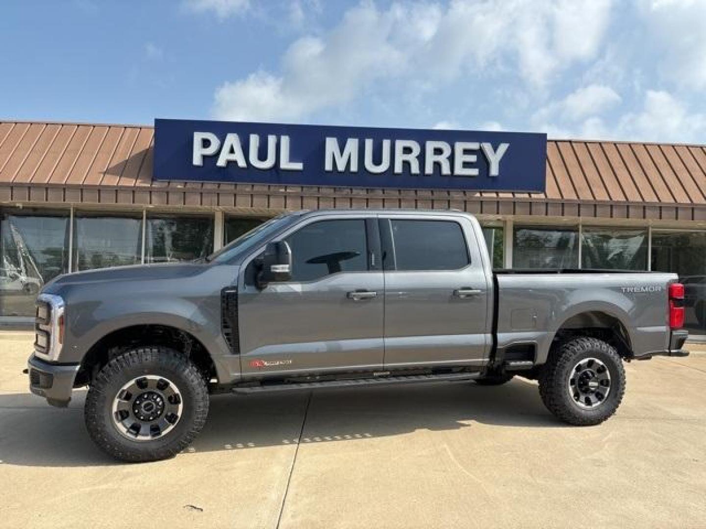 2024 Carbonized Gray Metallic /Black Onyx Ford F-250SD Lariat (1FT8W2BM0RE) with an 6.7L High Output Power Stroke V8 Diesel engine, Automatic transmission, located at 1105 E Mulberry, Kaufman, TX, 75142, (972) 962-2151, 32.589550, -96.300926 - Carbonized Gray Metallic 2024 Ford F-250SD 4D Crew Cab Lariat 4WD 10-Speed Automatic 6.7L High Output Power Stroke V8 Diesel 4WD.<br><br><br>Please call Paul Murrey Ford Inc. In Kaufman Texas A Family Dealership Since 1952 Serving the Dallas Fort Worth and East Texas areas for over 70 years. Please - Photo#0