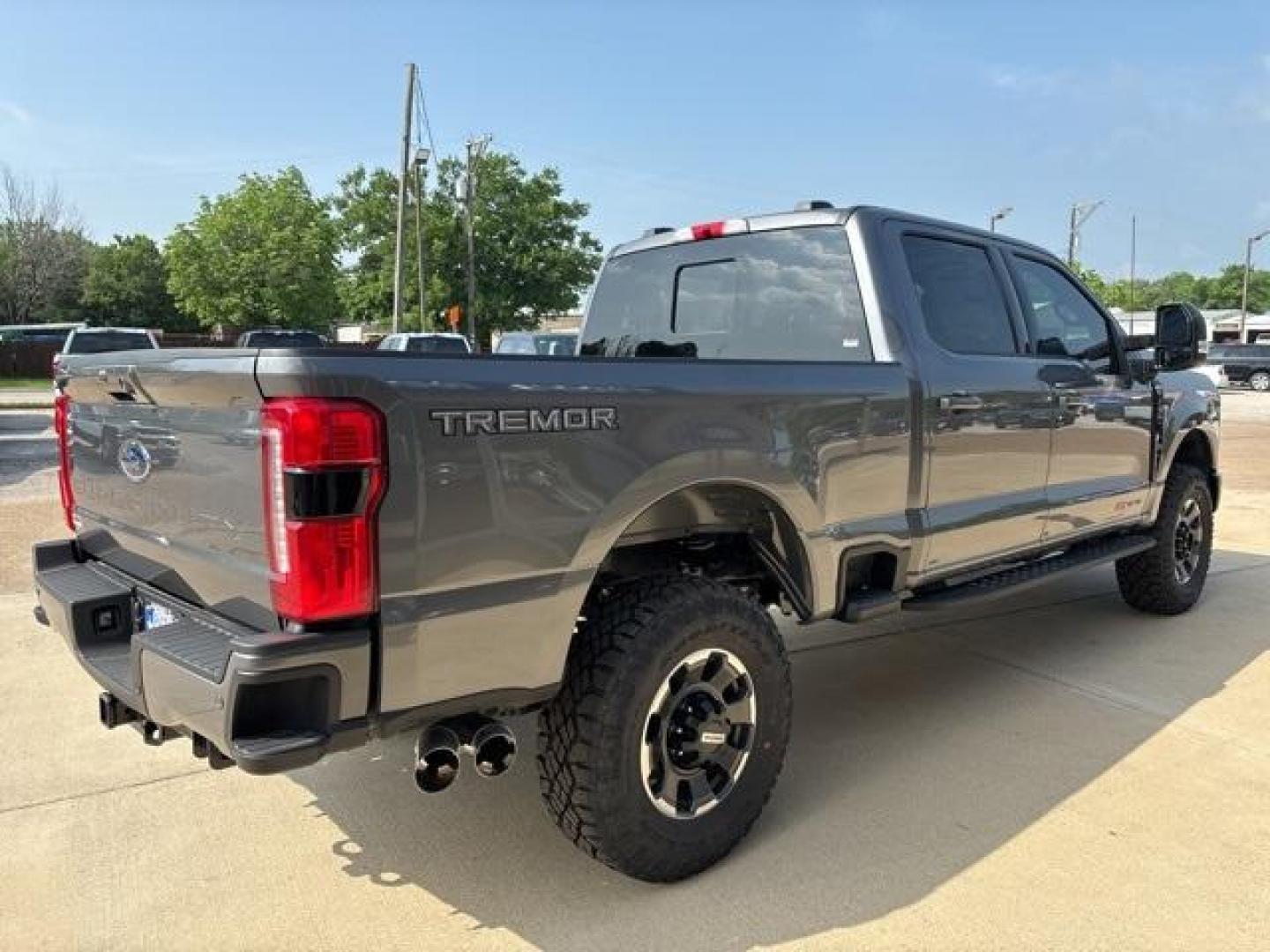 2024 Carbonized Gray Metallic /Black Onyx Ford F-250SD Lariat (1FT8W2BM0RE) with an 6.7L High Output Power Stroke V8 Diesel engine, Automatic transmission, located at 1105 E Mulberry, Kaufman, TX, 75142, (972) 962-2151, 32.589550, -96.300926 - Carbonized Gray Metallic 2024 Ford F-250SD 4D Crew Cab Lariat 4WD 10-Speed Automatic 6.7L High Output Power Stroke V8 Diesel 4WD.<br><br><br>Please call Paul Murrey Ford Inc. In Kaufman Texas A Family Dealership Since 1952 Serving the Dallas Fort Worth and East Texas areas for over 70 years. Please - Photo#4