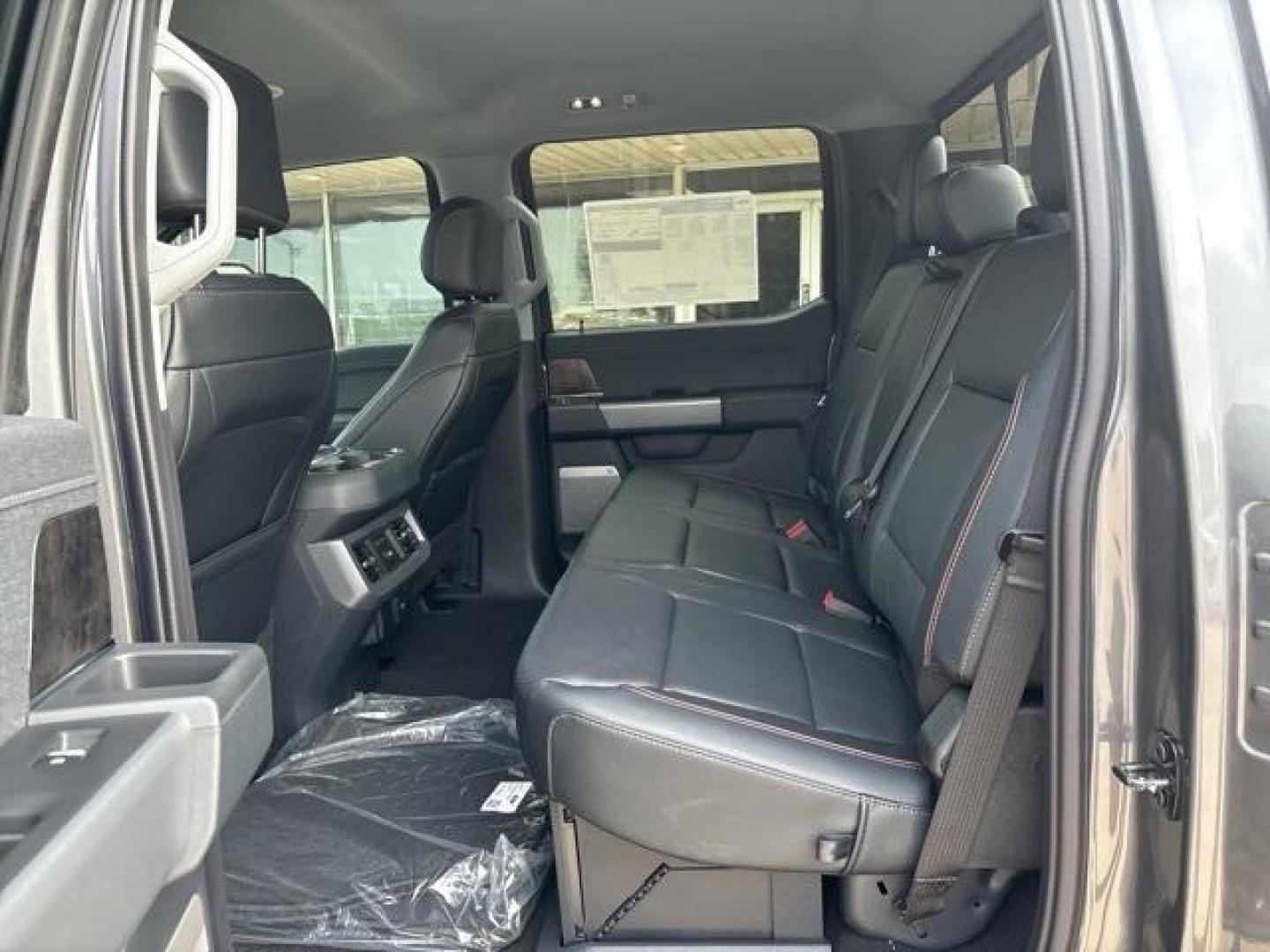 2024 Carbonized Gray Metallic /Black Onyx Ford F-250SD Lariat (1FT8W2BT3RE) with an Power Stroke 6.7L V8 DI 32V OHV Turbodiesel engine, Automatic transmission, located at 1105 E Mulberry, Kaufman, TX, 75142, (972) 962-2151, 32.589550, -96.300926 - Carbonized Gray Metallic 2024 Ford F-250SD 4D Crew Cab Lariat 4WD 10-Speed Automatic Power Stroke 6.7L V8 DI 32V OHV Turbodiesel 4WD.<br><br><br>Please call Paul Murrey Ford Inc. In Kaufman Texas A Family Dealership Since 1952 Serving the Dallas Fort Worth and East Texas areas for over 70 years. Ple - Photo#16