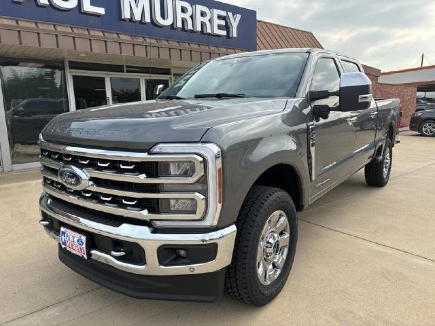 2024 Carbonized Gray Metallic /Black Onyx Ford F-250SD Lariat (1FT8W2BT3RE) with an Power Stroke 6.7L V8 DI 32V OHV Turbodiesel engine, Automatic transmission, located at 1105 E Mulberry, Kaufman, TX, 75142, (972) 962-2151, 32.589550, -96.300926 - Carbonized Gray Metallic 2024 Ford F-250SD 4D Crew Cab Lariat 4WD 10-Speed Automatic Power Stroke 6.7L V8 DI 32V OHV Turbodiesel 4WD.<br><br><br>Please call Paul Murrey Ford Inc. In Kaufman Texas A Family Dealership Since 1952 Serving the Dallas Fort Worth and East Texas areas for over 70 years. Ple - Photo#1