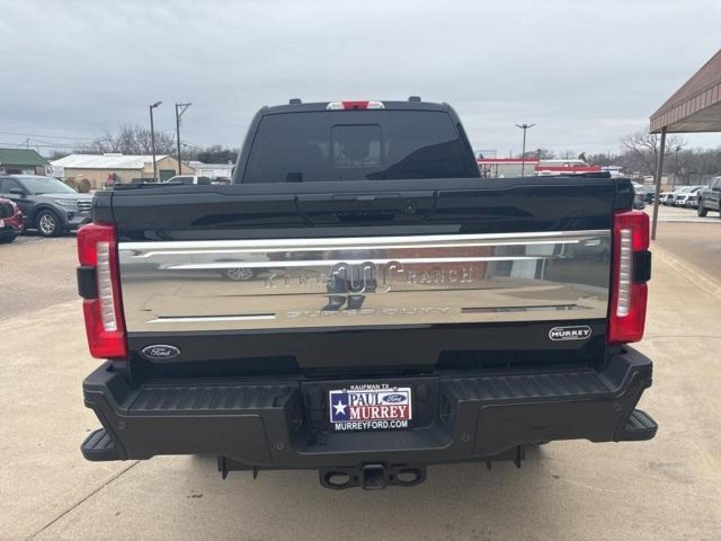 2024 Bronze Metallic /Java Ford F-250SD King Ranch (1FT8W2BT5RE) with an Power Stroke 6.7L V8 DI 32V OHV Turbodiesel engine, Automatic transmission, located at 1105 E Mulberry, Kaufman, TX, 75142, (972) 962-2151, 32.589550, -96.300926 - Black 2024 Ford F-250SD 4D Crew Cab King Ranch 4WD 10-Speed Automatic Power Stroke 6.7L V8 DI 32V OHV Turbodiesel 4WD.<br><br><br>Recent Arrival!<br><br><br>Please call Paul Murrey Ford Inc. In Kaufman Texas A Family Dealership Since 1952 Serving the Dallas Fort Worth and East Texas areas for over 7 - Photo#4