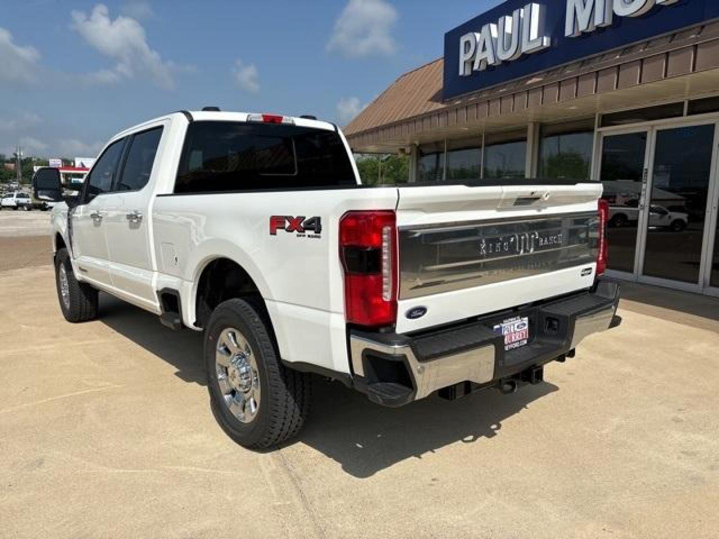 2024 Star White Metallic Tri-Coat /Java Ford F-250SD King Ranch (1FT8W2BT2RE) with an Power Stroke 6.7L V8 DI 32V OHV Turbodiesel engine, Automatic transmission, located at 1105 E Mulberry, Kaufman, TX, 75142, (972) 962-2151, 32.589550, -96.300926 - Photo#3