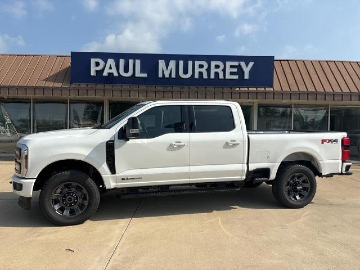 2024 Star White Metallic Tri-Coat /Black Onyx Ford F-250SD Lariat (1FT8W2BT2RE) with an Power Stroke 6.7L V8 DI 32V OHV Turbodiesel engine, Automatic transmission, located at 1105 E Mulberry, Kaufman, TX, 75142, (972) 962-2151, 32.589550, -96.300926 - Star White Metallic Tri-Coat 2024 Ford F-250SD 4D Crew Cab Lariat 4WD 10-Speed Automatic Power Stroke 6.7L V8 DI 32V OHV Turbodiesel 4WD.<br><br><br>Please call Paul Murrey Ford Inc. In Kaufman Texas A Family Dealership Since 1952 Serving the Dallas Fort Worth and East Texas areas for over 70 years. - Photo#0