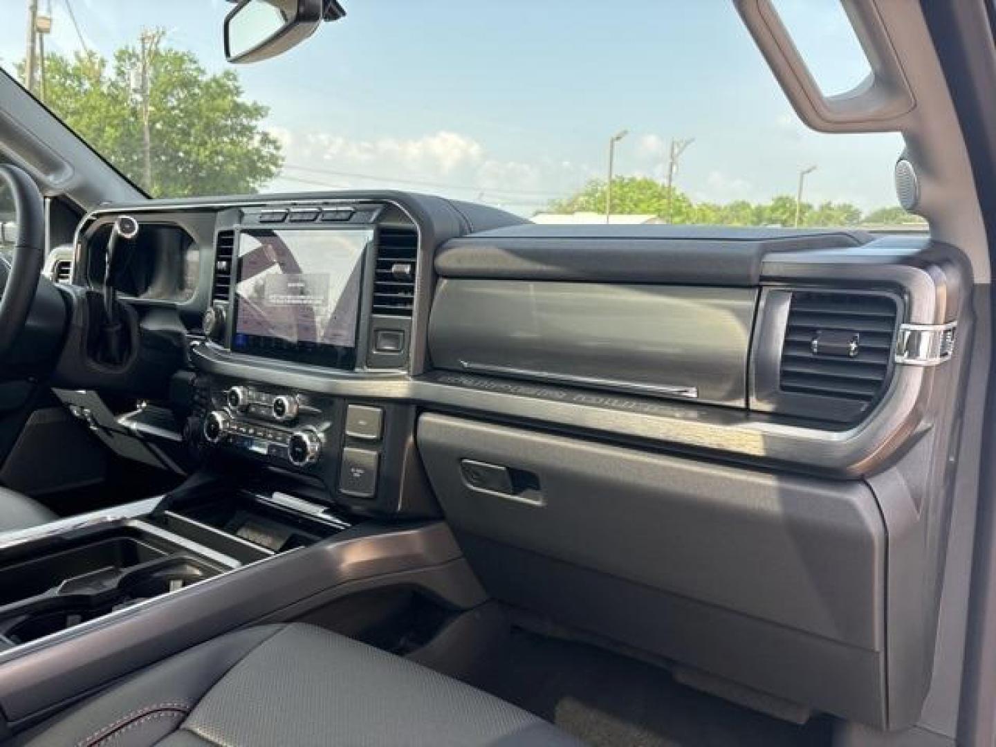 2024 Star White Metallic Tri-Coat /Black Onyx Ford F-250SD Lariat (1FT8W2BT2RE) with an Power Stroke 6.7L V8 DI 32V OHV Turbodiesel engine, Automatic transmission, located at 1105 E Mulberry, Kaufman, TX, 75142, (972) 962-2151, 32.589550, -96.300926 - Star White Metallic Tri-Coat 2024 Ford F-250SD 4D Crew Cab Lariat 4WD 10-Speed Automatic Power Stroke 6.7L V8 DI 32V OHV Turbodiesel 4WD.<br><br><br>Please call Paul Murrey Ford Inc. In Kaufman Texas A Family Dealership Since 1952 Serving the Dallas Fort Worth and East Texas areas for over 70 years. - Photo#18