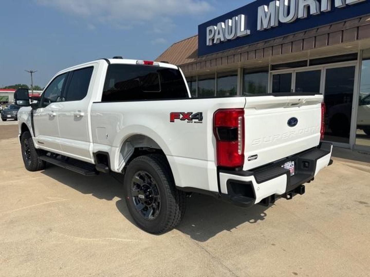 2024 Star White Metallic Tri-Coat /Black Onyx Ford F-250SD Lariat (1FT8W2BT2RE) with an Power Stroke 6.7L V8 DI 32V OHV Turbodiesel engine, Automatic transmission, located at 1105 E Mulberry, Kaufman, TX, 75142, (972) 962-2151, 32.589550, -96.300926 - Star White Metallic Tri-Coat 2024 Ford F-250SD 4D Crew Cab Lariat 4WD 10-Speed Automatic Power Stroke 6.7L V8 DI 32V OHV Turbodiesel 4WD.<br><br><br>Please call Paul Murrey Ford Inc. In Kaufman Texas A Family Dealership Since 1952 Serving the Dallas Fort Worth and East Texas areas for over 70 years. - Photo#3