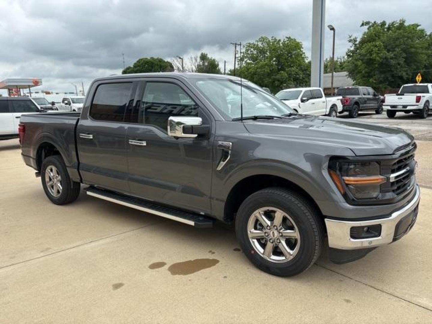 2024 Carbonized Gray Metallic /Medium Dark Slate Ford F-150 XLT (1FTEW3KP4RK) with an 2.7L V6 EcoBoost engine, Automatic transmission, located at 1105 E Mulberry, Kaufman, TX, 75142, (972) 962-2151, 32.589550, -96.300926 - Carbonized Gray Metallic 2024 Ford F-150 4D SuperCrew XLT RWD 10-Speed Automatic 2.7L V6 EcoBoost<br><br>20/26 City/Highway MPG<br><br><br>Please call Paul Murrey Ford Inc. In Kaufman Texas A Family Dealership Since 1952 Serving the Dallas Fort Worth and East Texas areas for over 70 years. Please ca - Photo#7