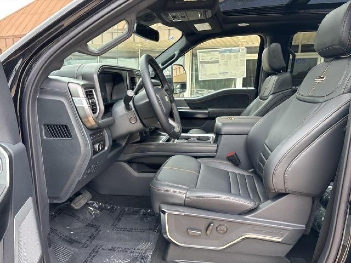 2024 Agate Black Metallic /Black Onyx Ford F-250SD Platinum (1FT8W2BM0RE) with an 6.7L High Output Power Stroke V8 Diesel engine, Automatic transmission, located at 1105 E Mulberry, Kaufman, TX, 75142, (972) 962-2151, 32.589550, -96.300926 - Agate Black Metallic 2024 Ford F-250SD 4D Crew Cab Platinum 4WD 10-Speed Automatic 6.7L High Output Power Stroke V8 Diesel 4WD.<br><br><br>Please call Paul Murrey Ford Inc. In Kaufman Texas A Family Dealership Since 1952 Serving the Dallas Fort Worth and East Texas areas for over 70 years. Please ca - Photo#10