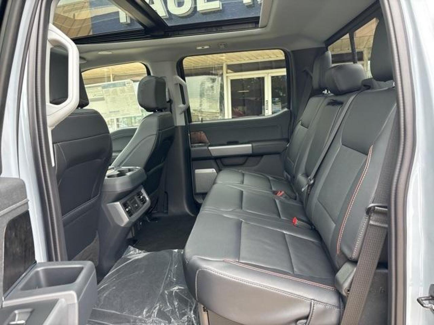 2024 Glacier Gray Metallic Tri-Coat /Black Onyx Ford F-250SD Lariat (1FT8W2BT9RE) with an Power Stroke 6.7L V8 DI 32V OHV Turbodiesel engine, Automatic transmission, located at 1105 E Mulberry, Kaufman, TX, 75142, (972) 962-2151, 32.589550, -96.300926 - Glacier Gray Metallic Tri-Coat 2024 Ford F-250SD 4D Crew Cab Lariat 4WD 10-Speed Automatic Power Stroke 6.7L V8 DI 32V OHV Turbodiesel 4WD.<br><br><br>Please call Paul Murrey Ford Inc. In Kaufman Texas A Family Dealership Since 1952 Serving the Dallas Fort Worth and East Texas areas for over 70 year - Photo#16