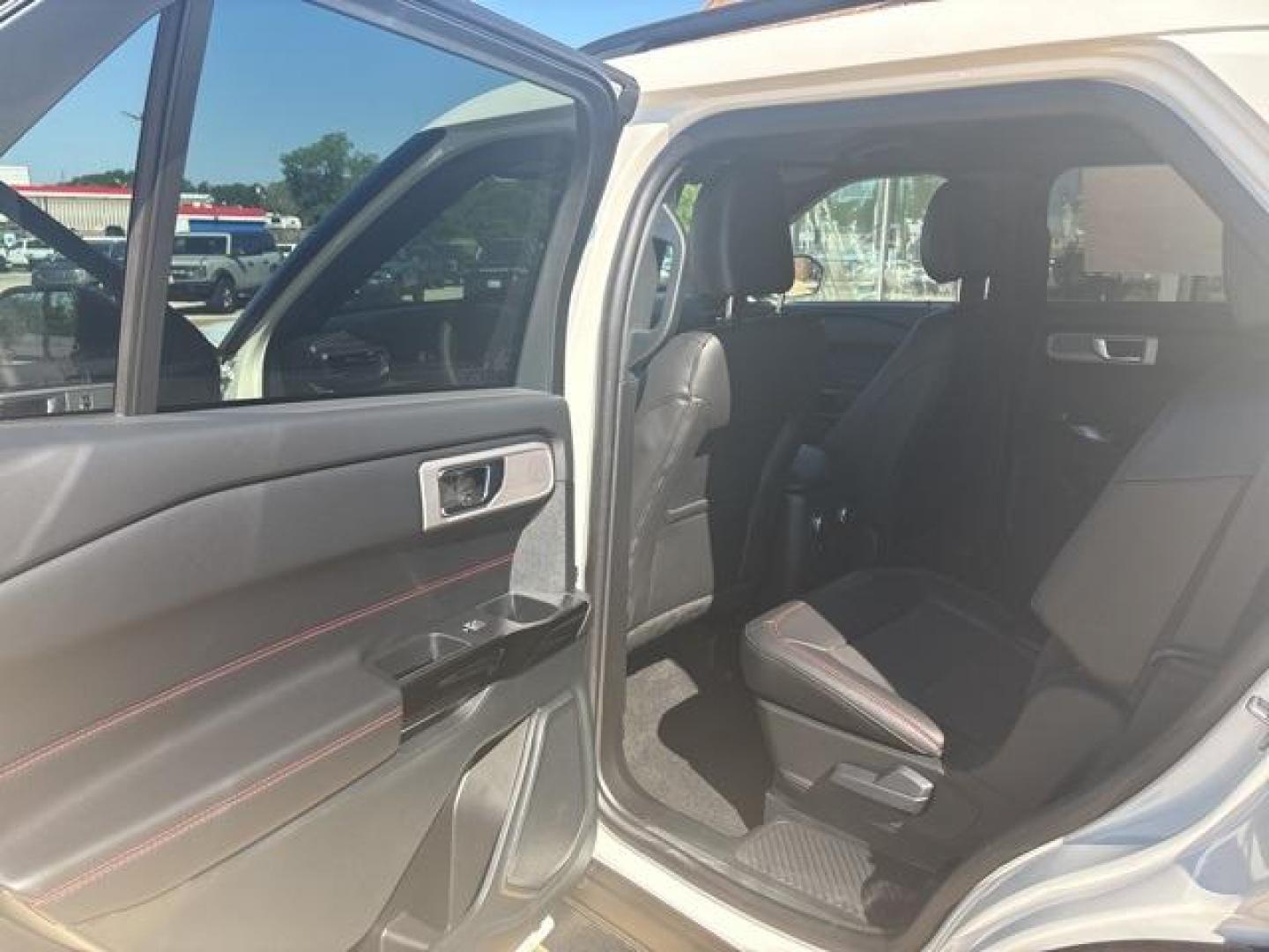 2024 Star White Metallic Tri-Coat /Ebony Ford Explorer ST-Line (1FMSK7KH6RG) with an 2.3L EcoBoost I-4 engine, Automatic transmission, located at 1105 E Mulberry, Kaufman, TX, 75142, (972) 962-2151, 32.589550, -96.300926 - Star White Metallic Tri-Coat 2024 Ford Explorer 4D Sport Utility ST-Line RWD 10-Speed Automatic 2.3L EcoBoost I-4<br><br>21/28 City/Highway MPG<br><br><br>Please call Paul Murrey Ford Inc. In Kaufman Texas A Family Dealership Since 1952 Serving the Dallas Fort Worth and East Texas areas for over 70 - Photo#15