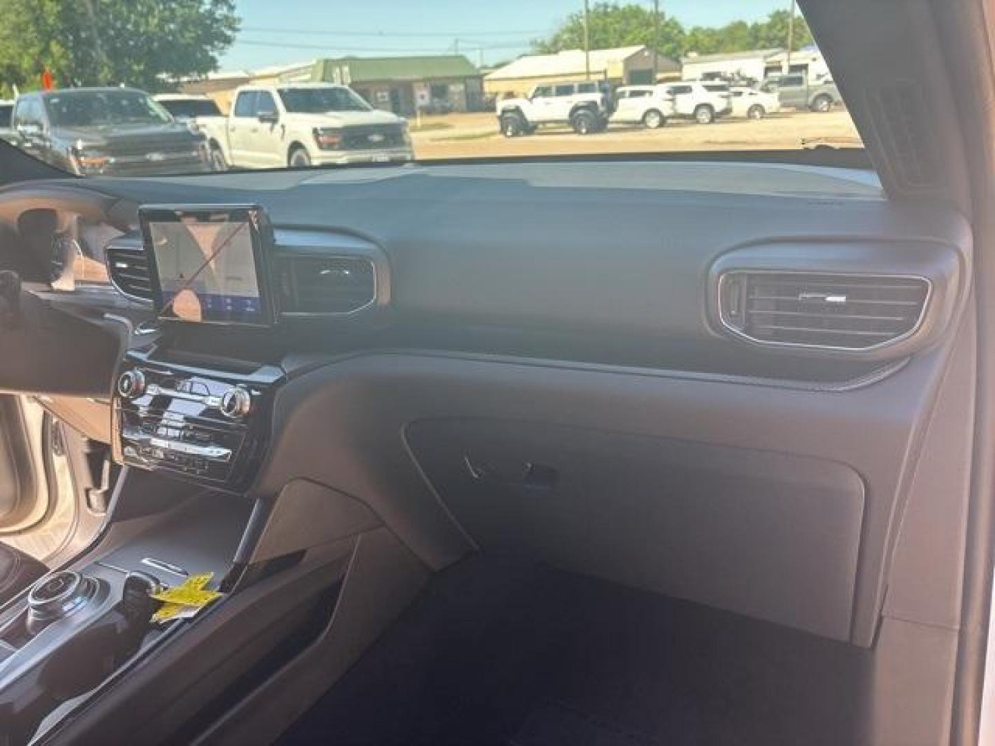 2024 Star White Metallic Tri-Coat /Ebony Ford Explorer ST-Line (1FMSK7KH6RG) with an 2.3L EcoBoost I-4 engine, Automatic transmission, located at 1105 E Mulberry, Kaufman, TX, 75142, (972) 962-2151, 32.589550, -96.300926 - Photo#21